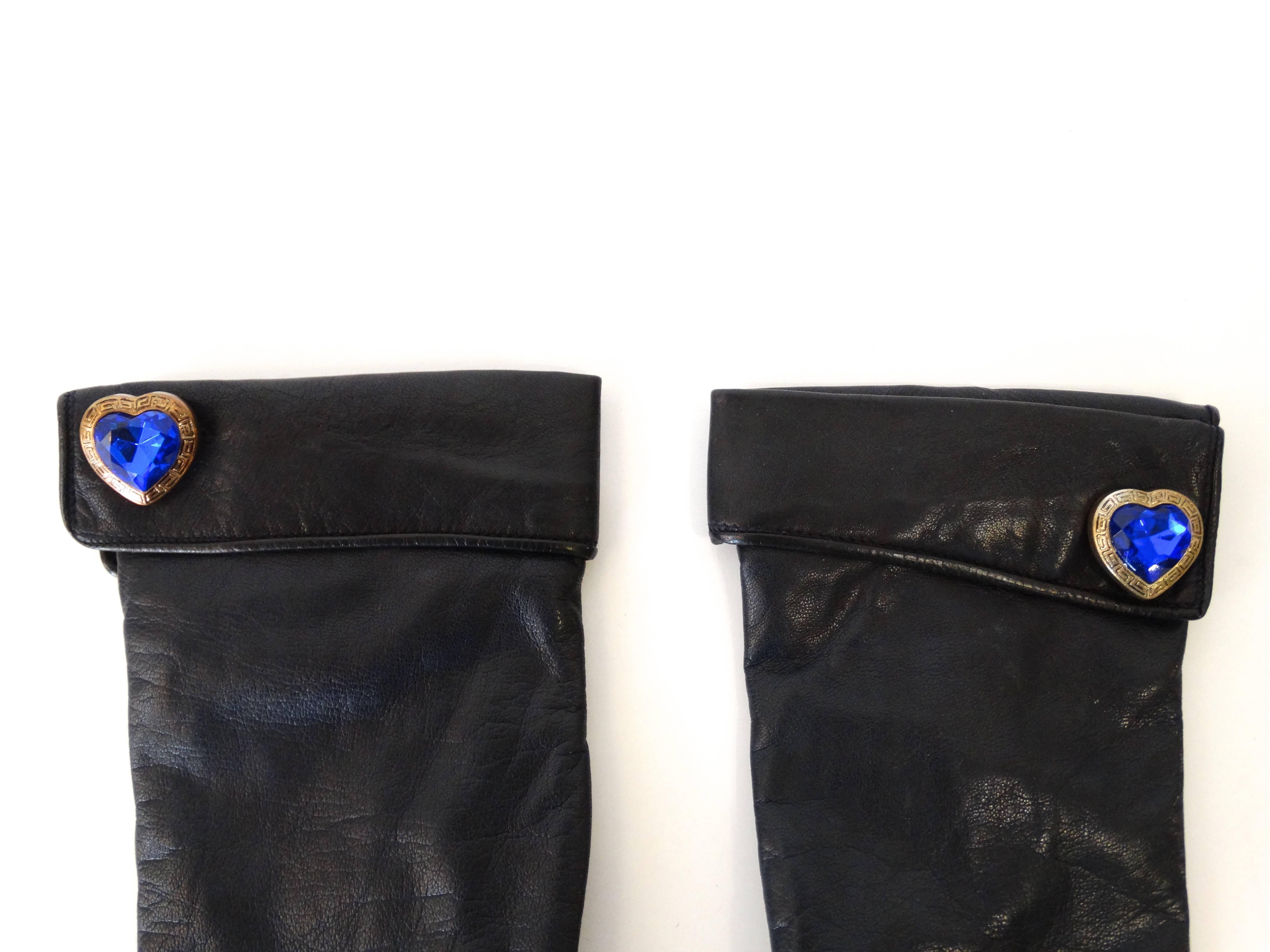 Black 1990s Moschino Navy Leather Gloves For Sale