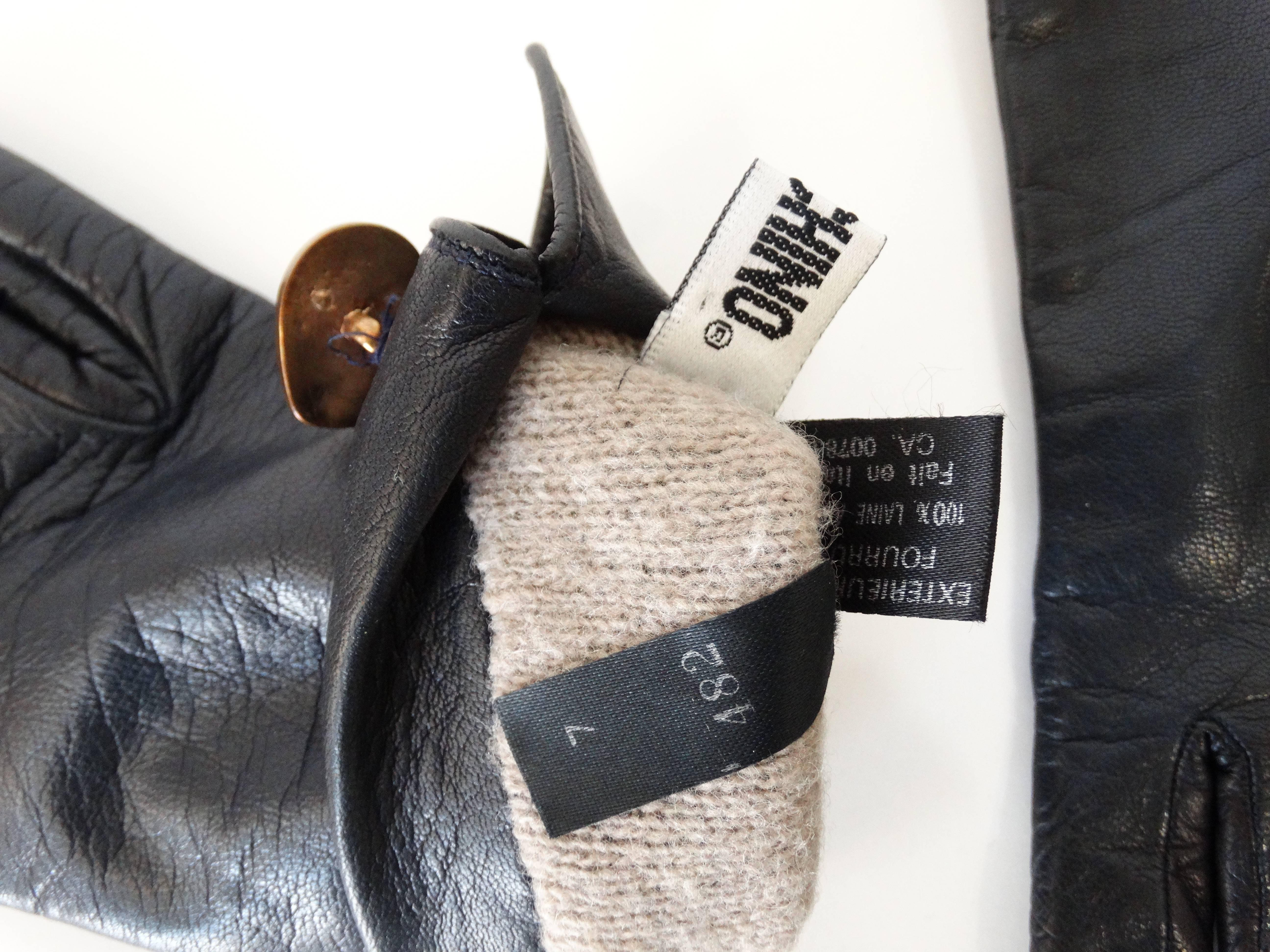 1990s Moschino Navy Leather Gloves For Sale 3