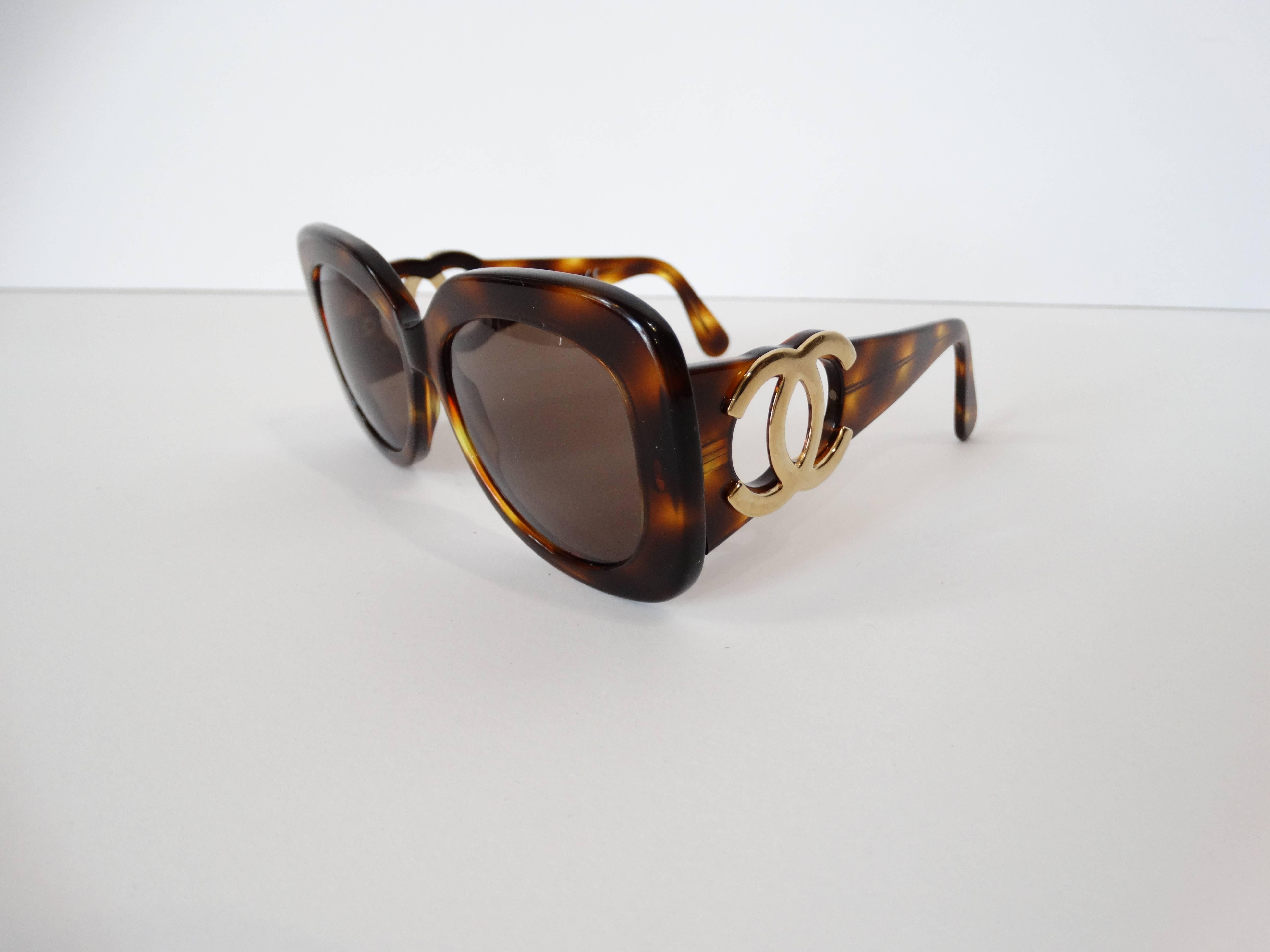 1990s Chanel Tortoise Shell Mod Sunglasses  2