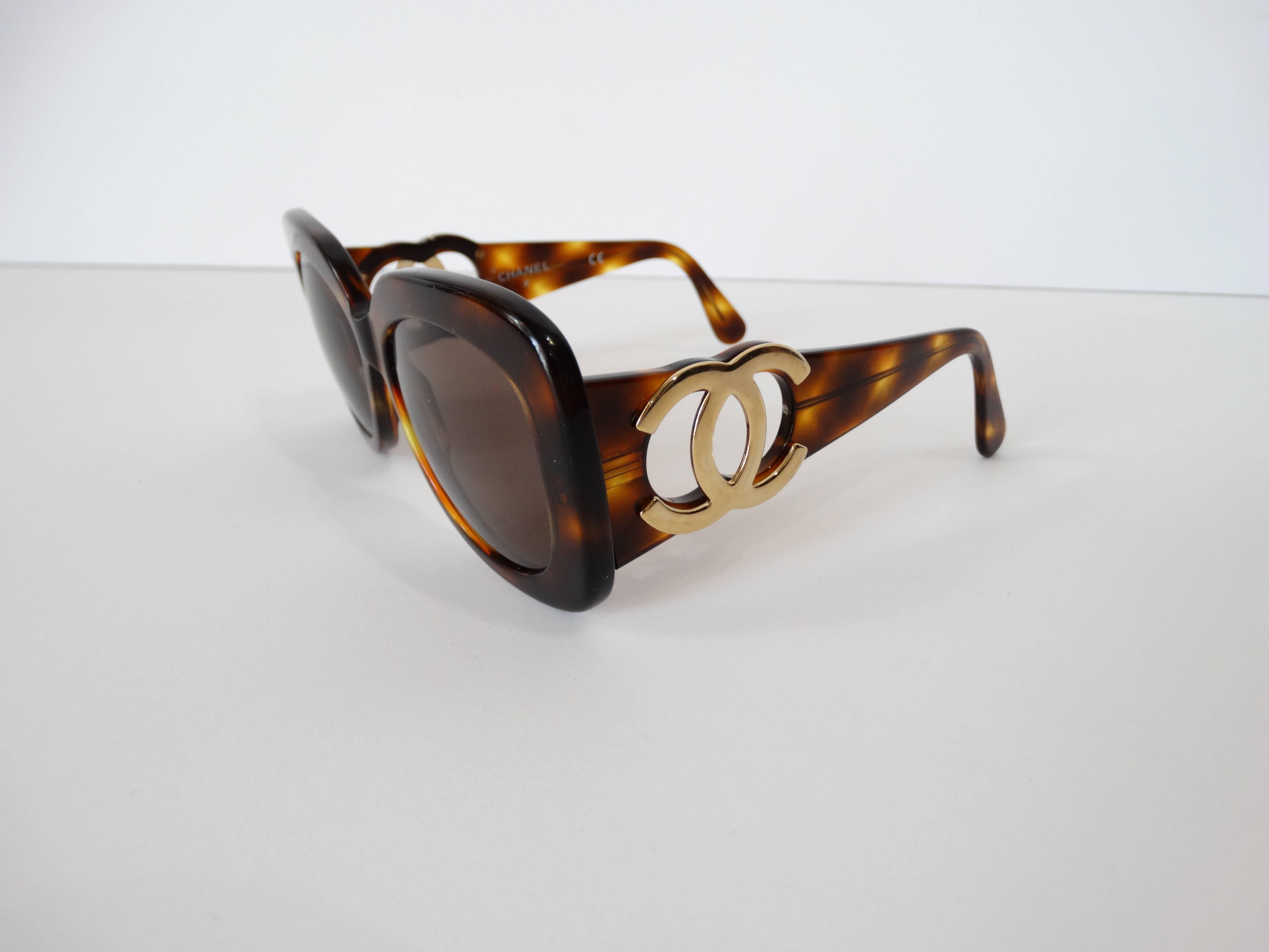 1990s Chanel Tortoise Shell Mod Sunglasses  3