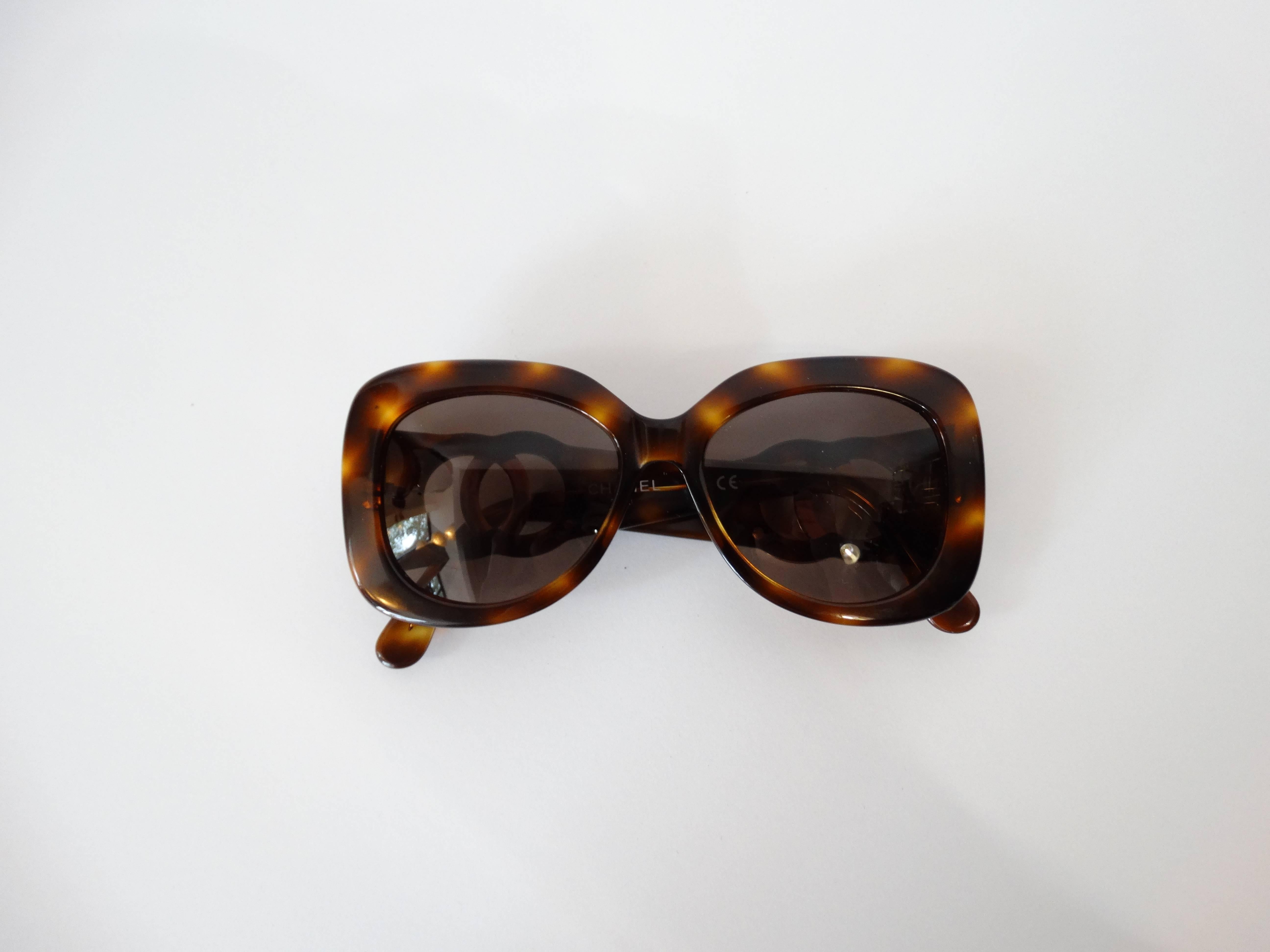 Women's 1990s Chanel Tortoise Shell Mod Sunglasses 