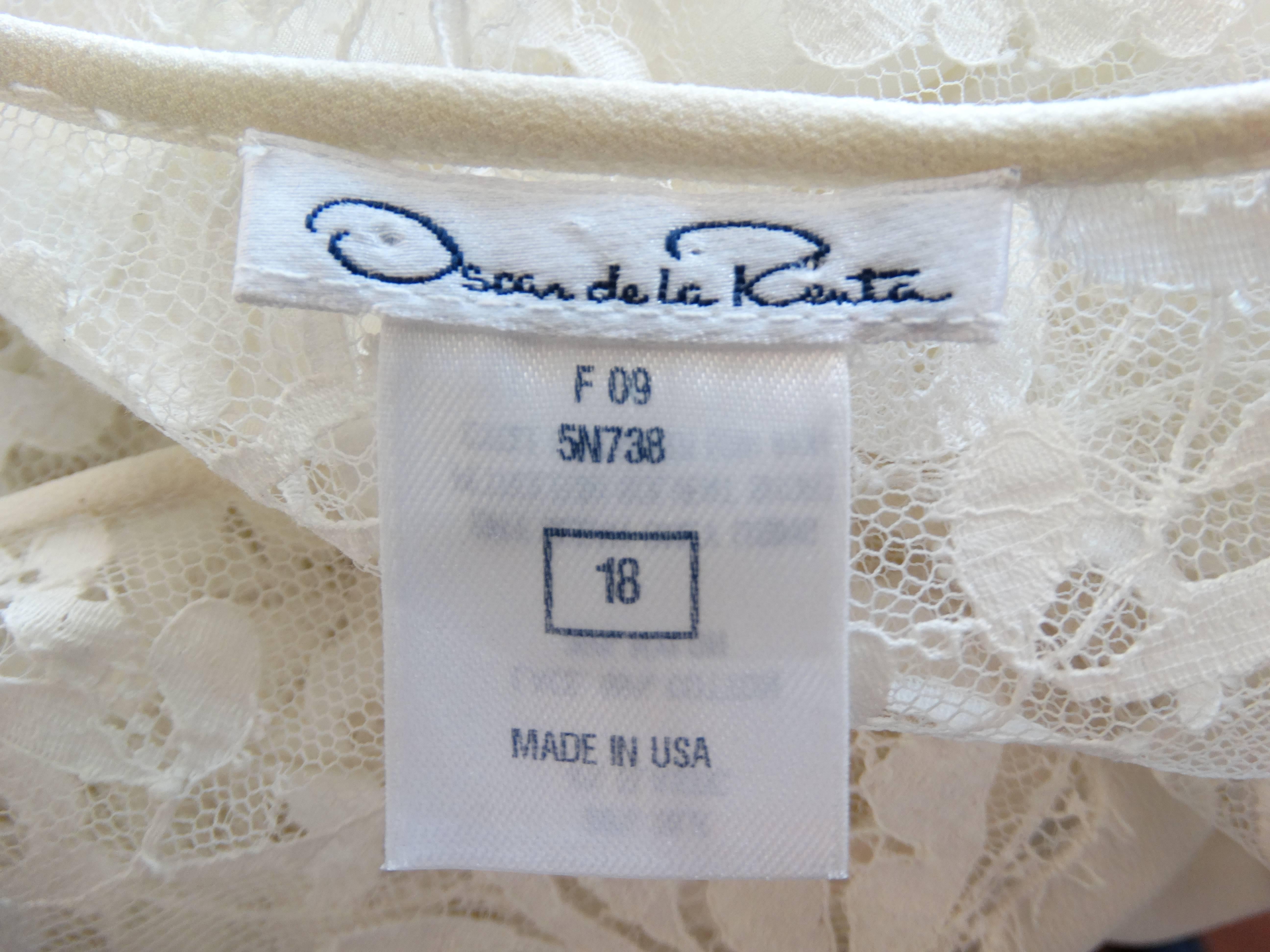 Women's Oscar De La Renta Lace Silk Blouse, 1990s   For Sale