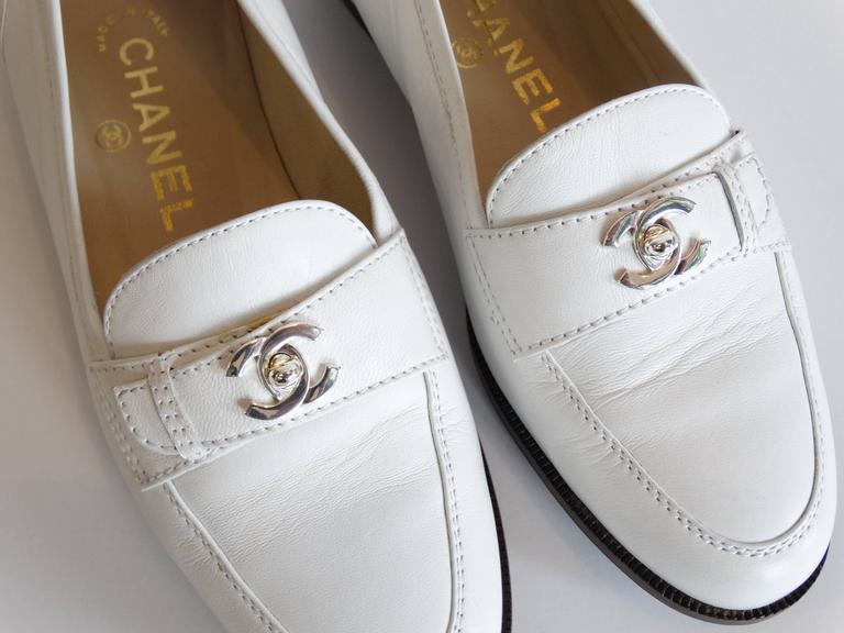 Classic 1996 Chanel Bianco Leather Interlocking CC Logo Loafers at
