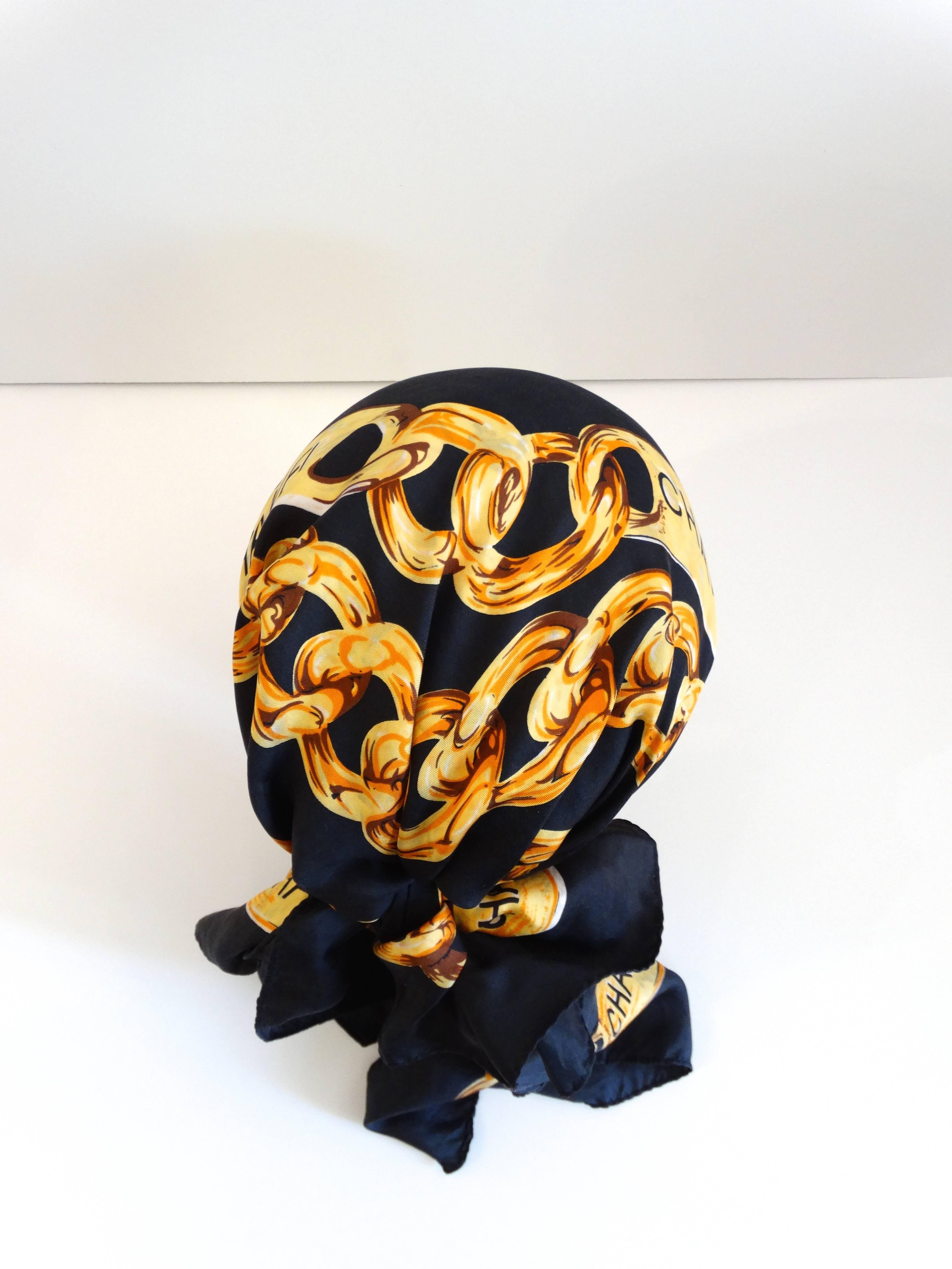Women's or Men's Classic 80's Chanel Chain Printed Silk Scarf