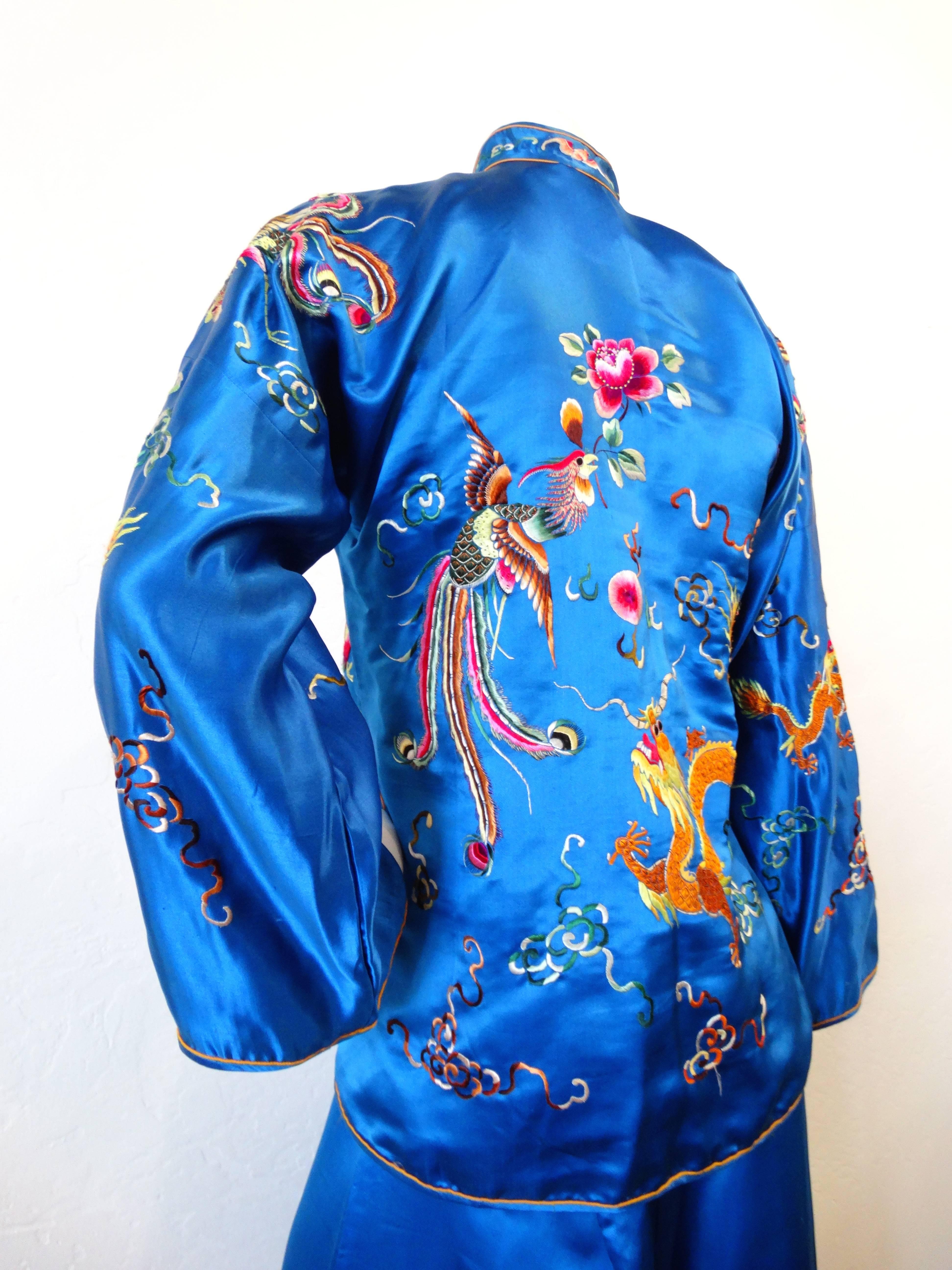 1940s Yang & Yin Embroidered Silk Pajama Set In Excellent Condition In Scottsdale, AZ
