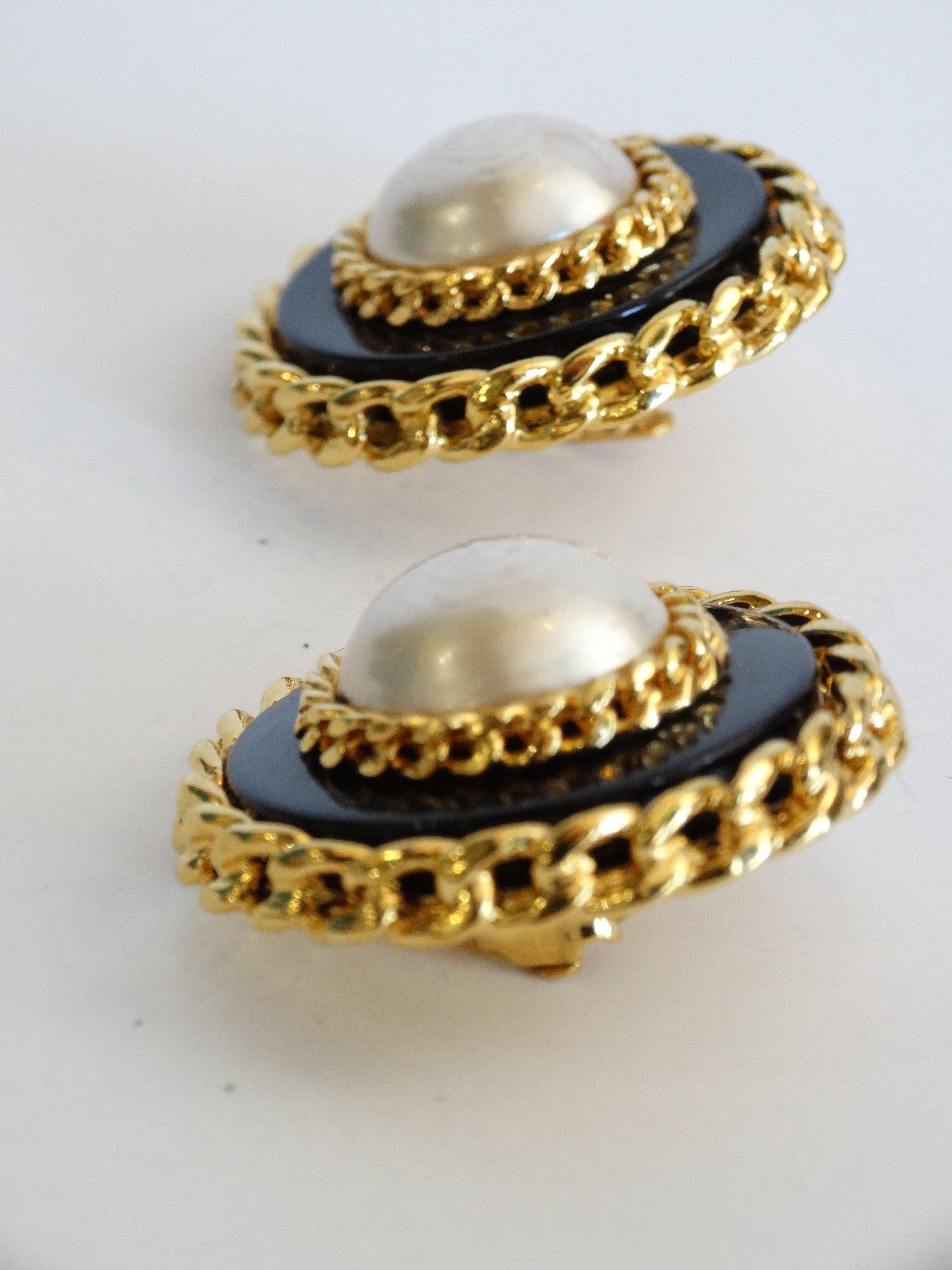 Classic Round Chanel Earrings, 1980s   3