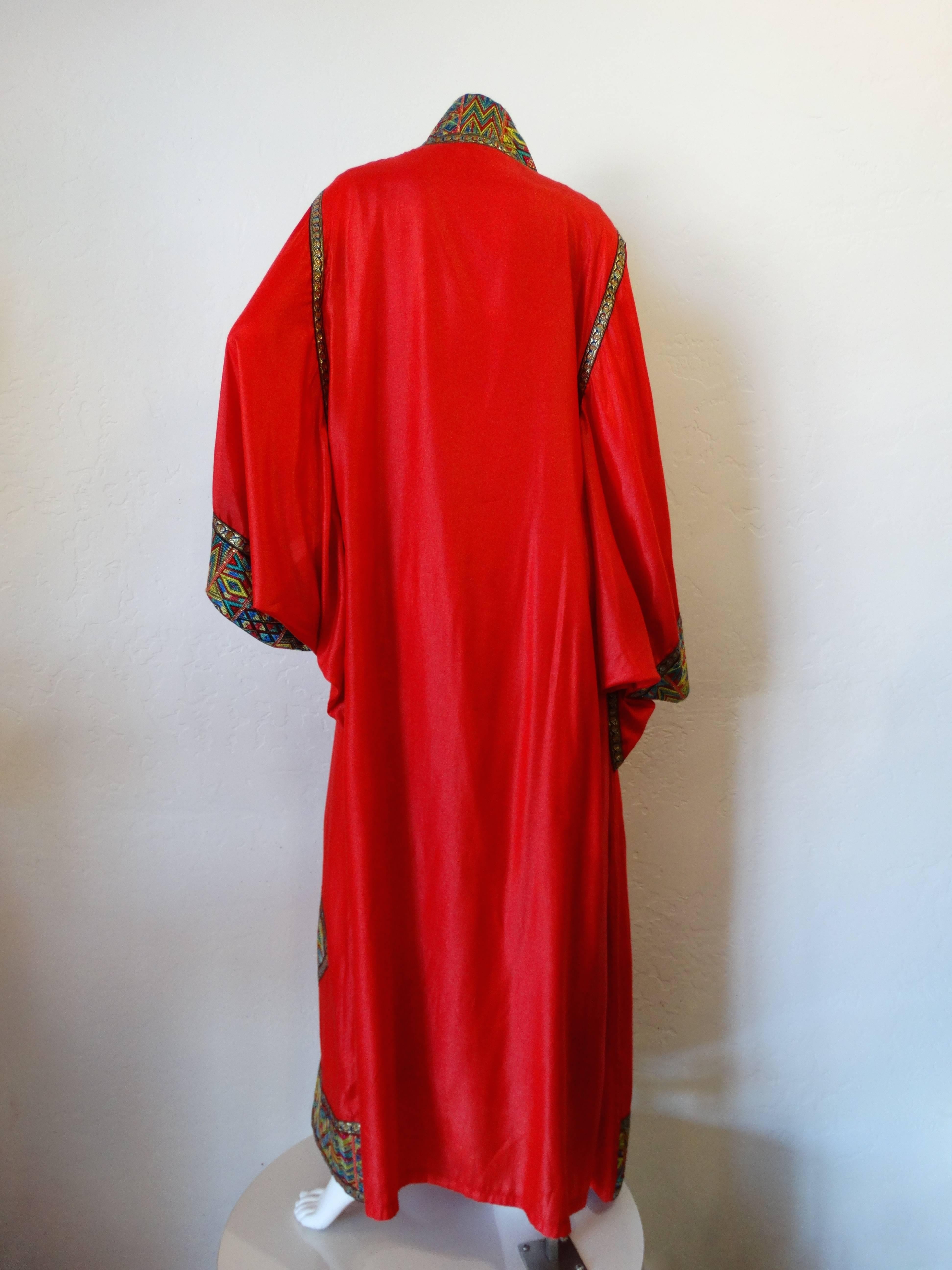 1970s Embroidered Cocoon Maxi Gown In Excellent Condition In Scottsdale, AZ