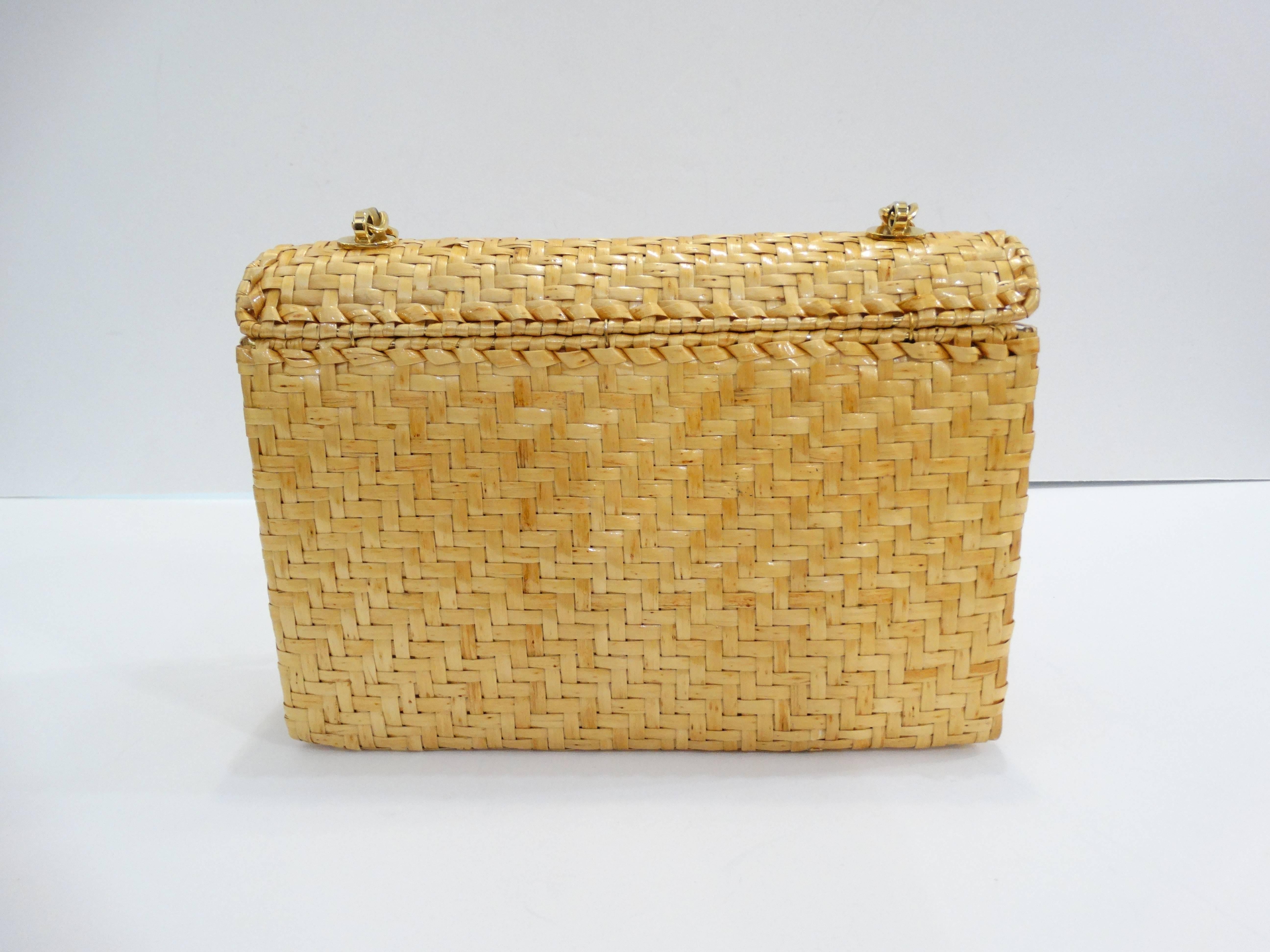 Rare Chanel - Sac à bandoulière classique en rotin d'osier 1