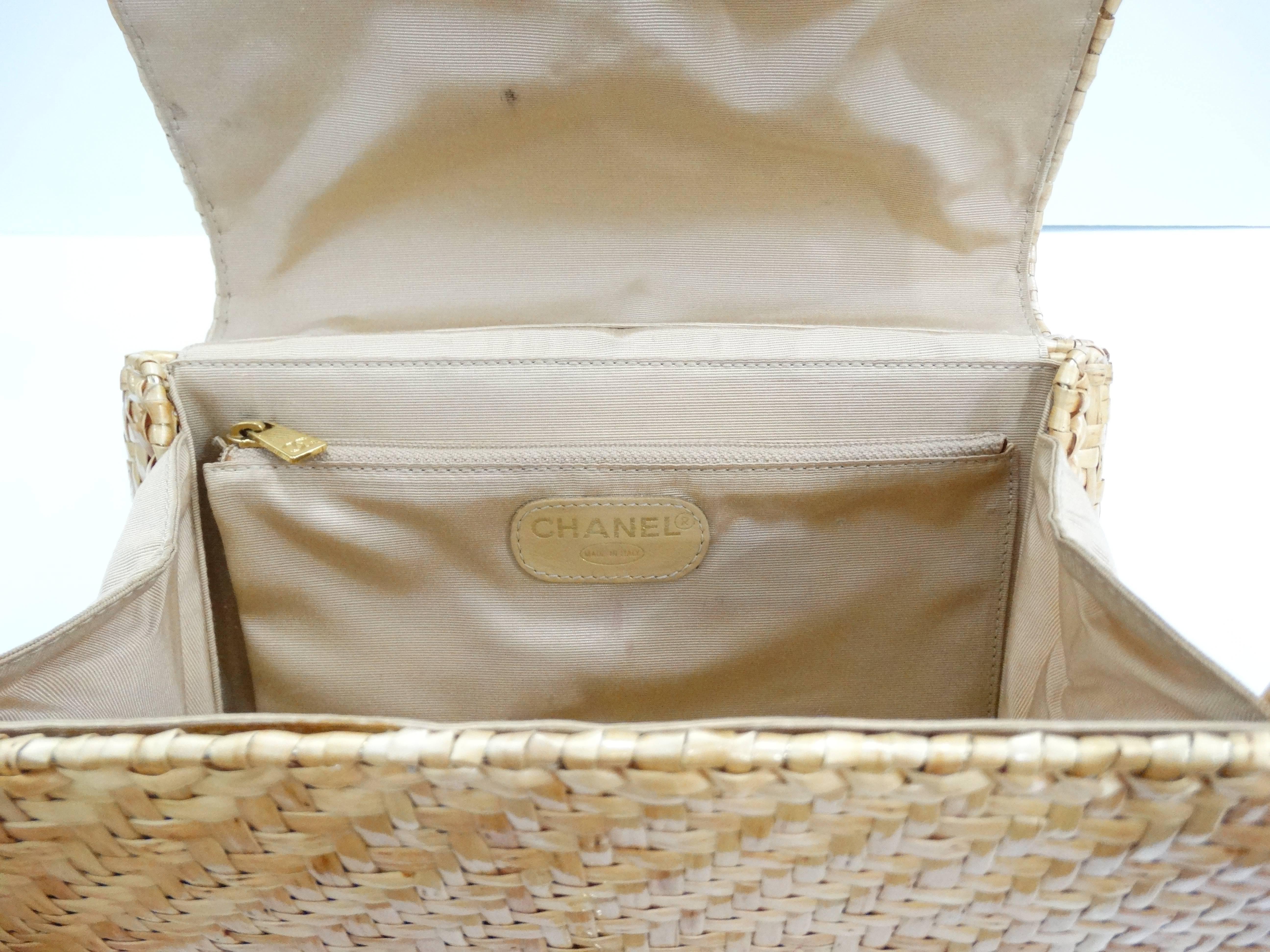 Rare Chanel - Sac à bandoulière classique en rotin d'osier 3