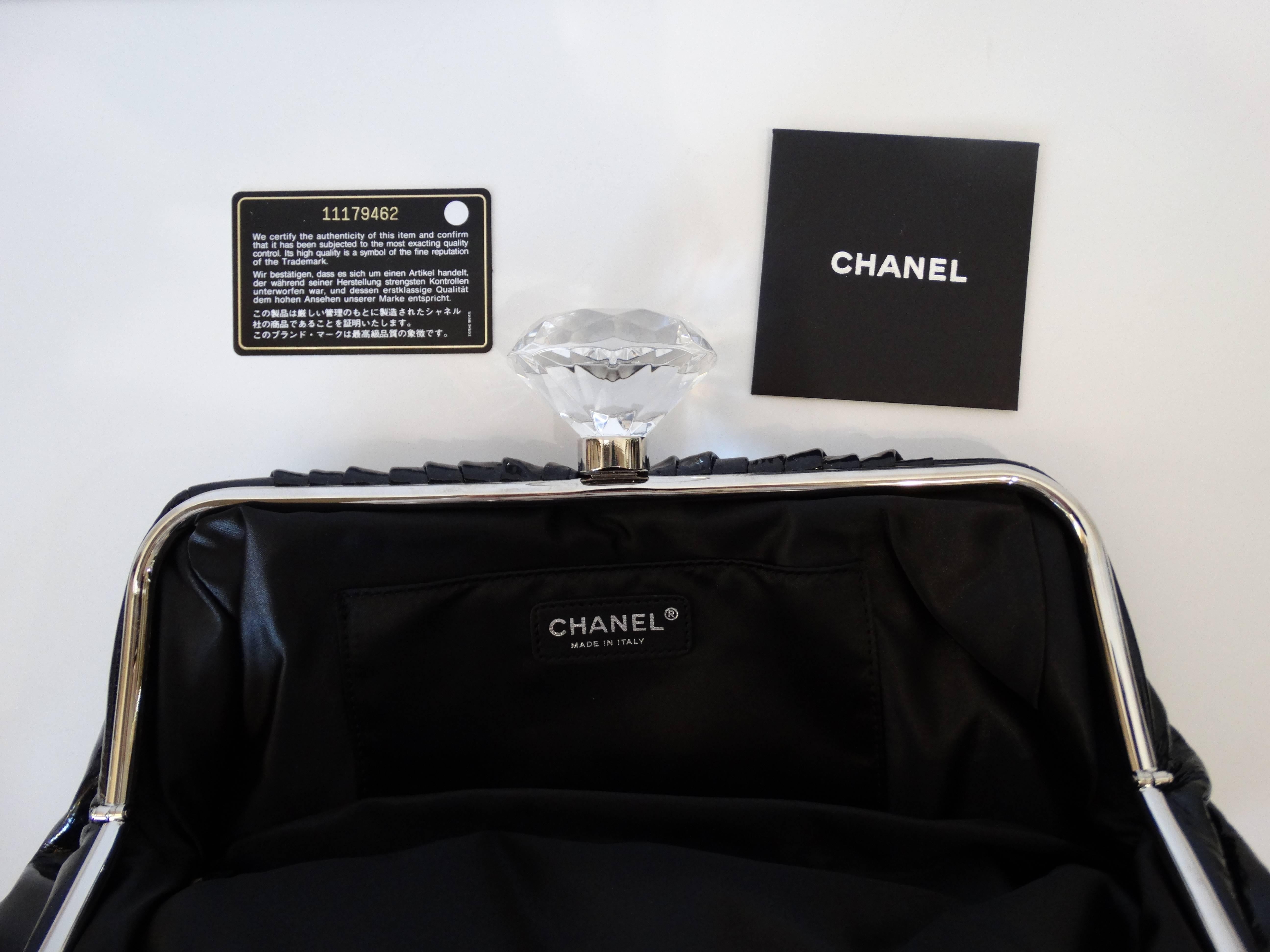 2000s Chanel Diamond Patent Leather Clutch In Excellent Condition In Scottsdale, AZ