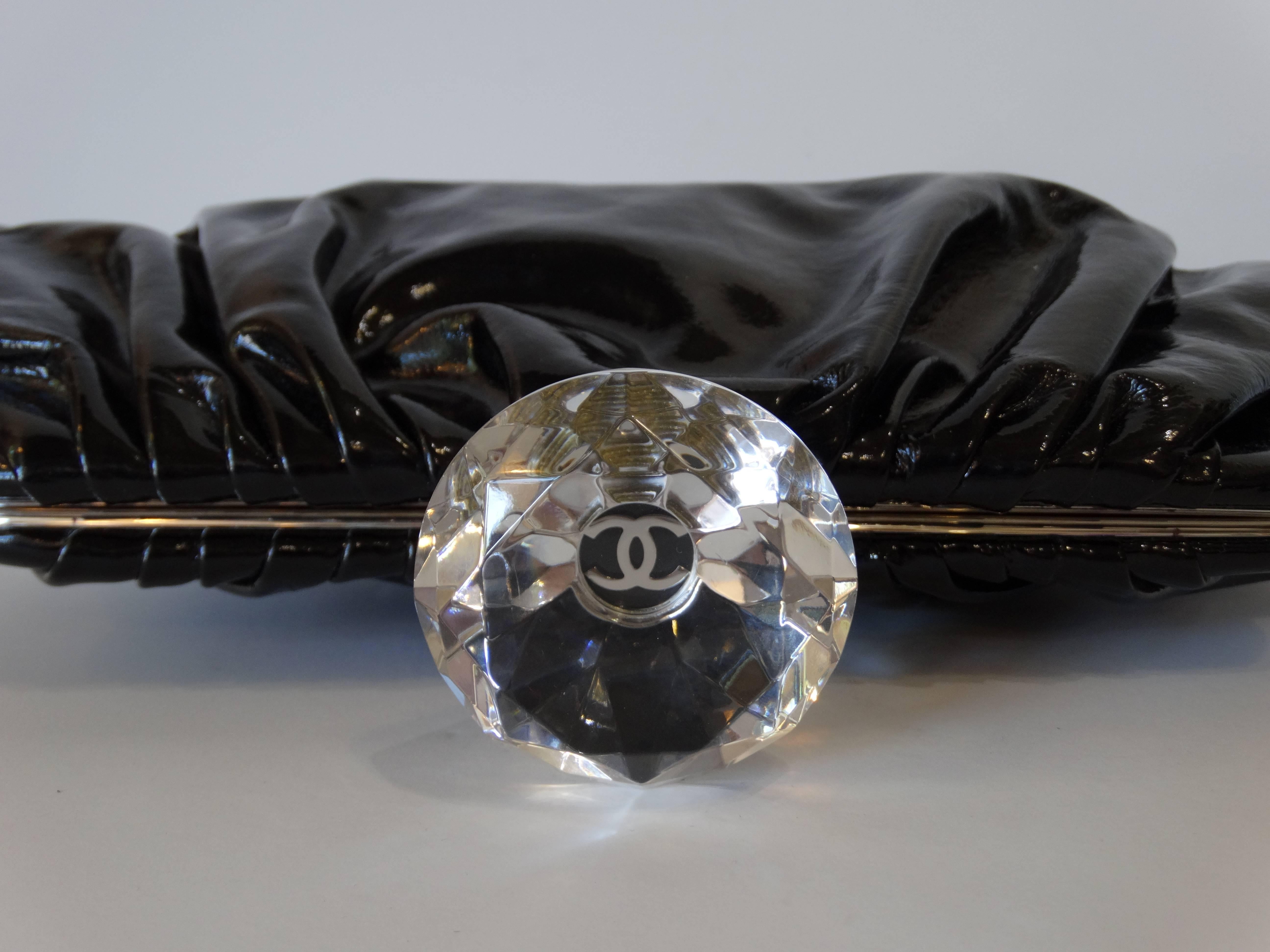 2000s Chanel Diamond Patent Leather Clutch 4