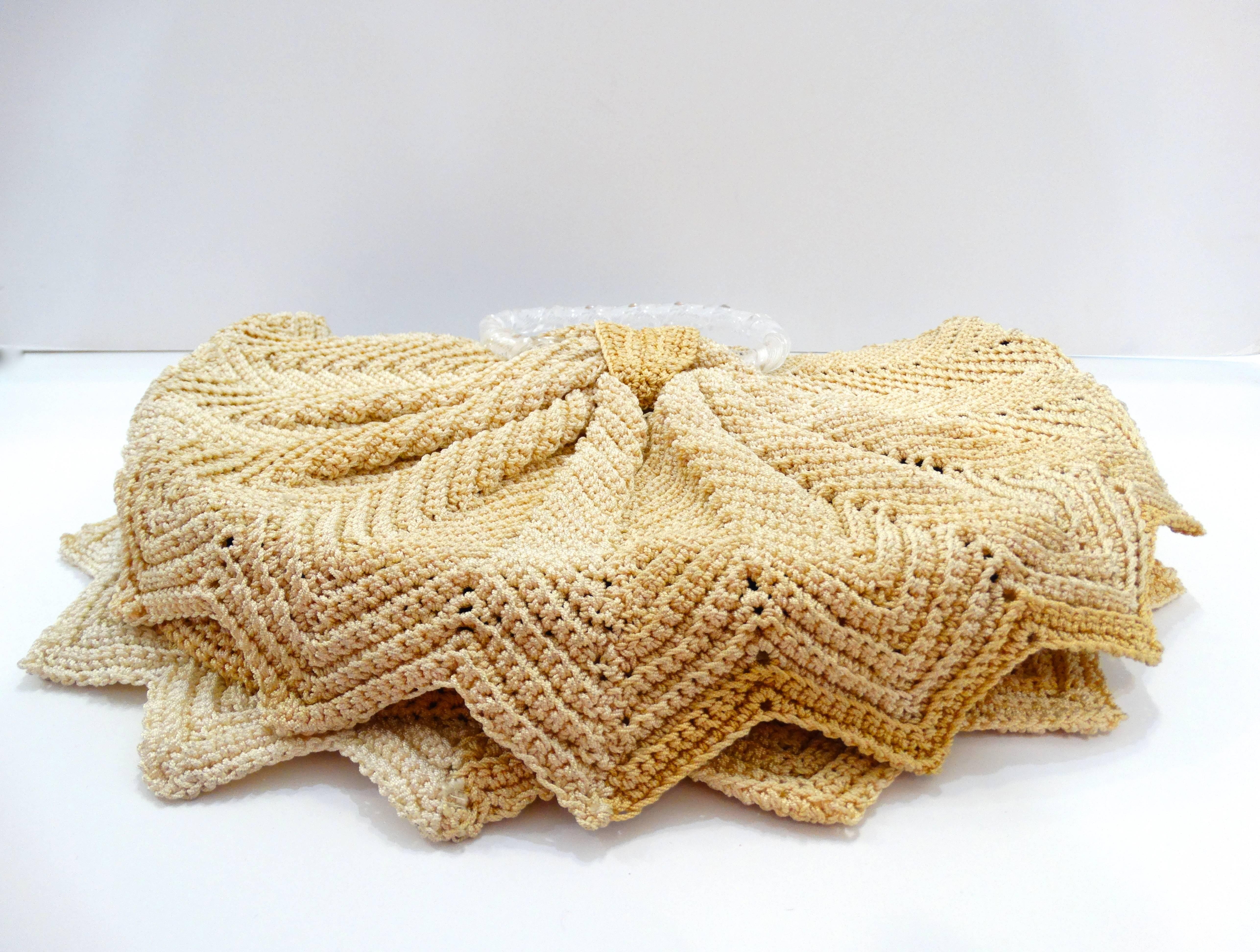 Wonderful 1970s Knitted Arc Bag With Lucite Handles 2
