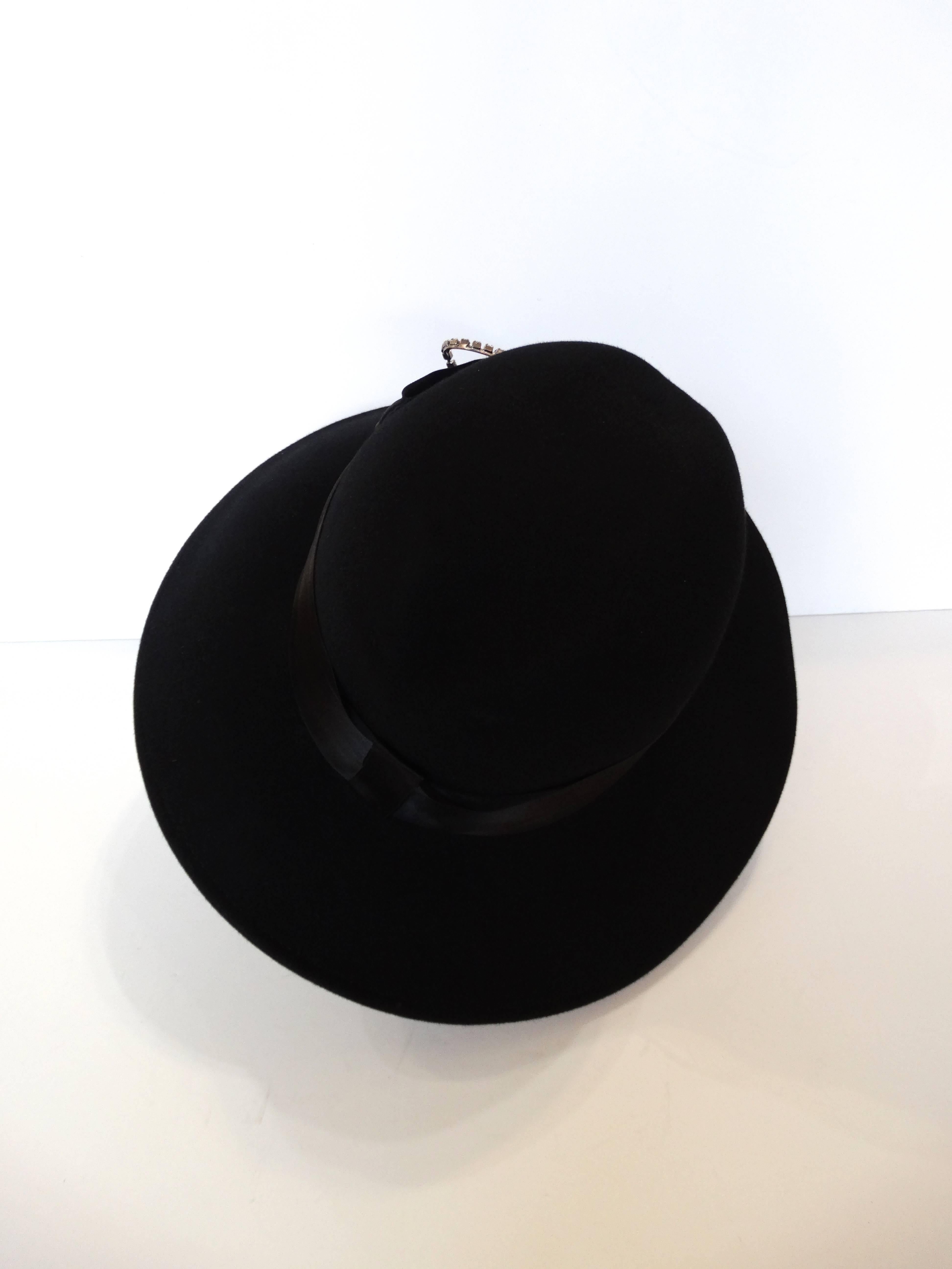 joanne hat