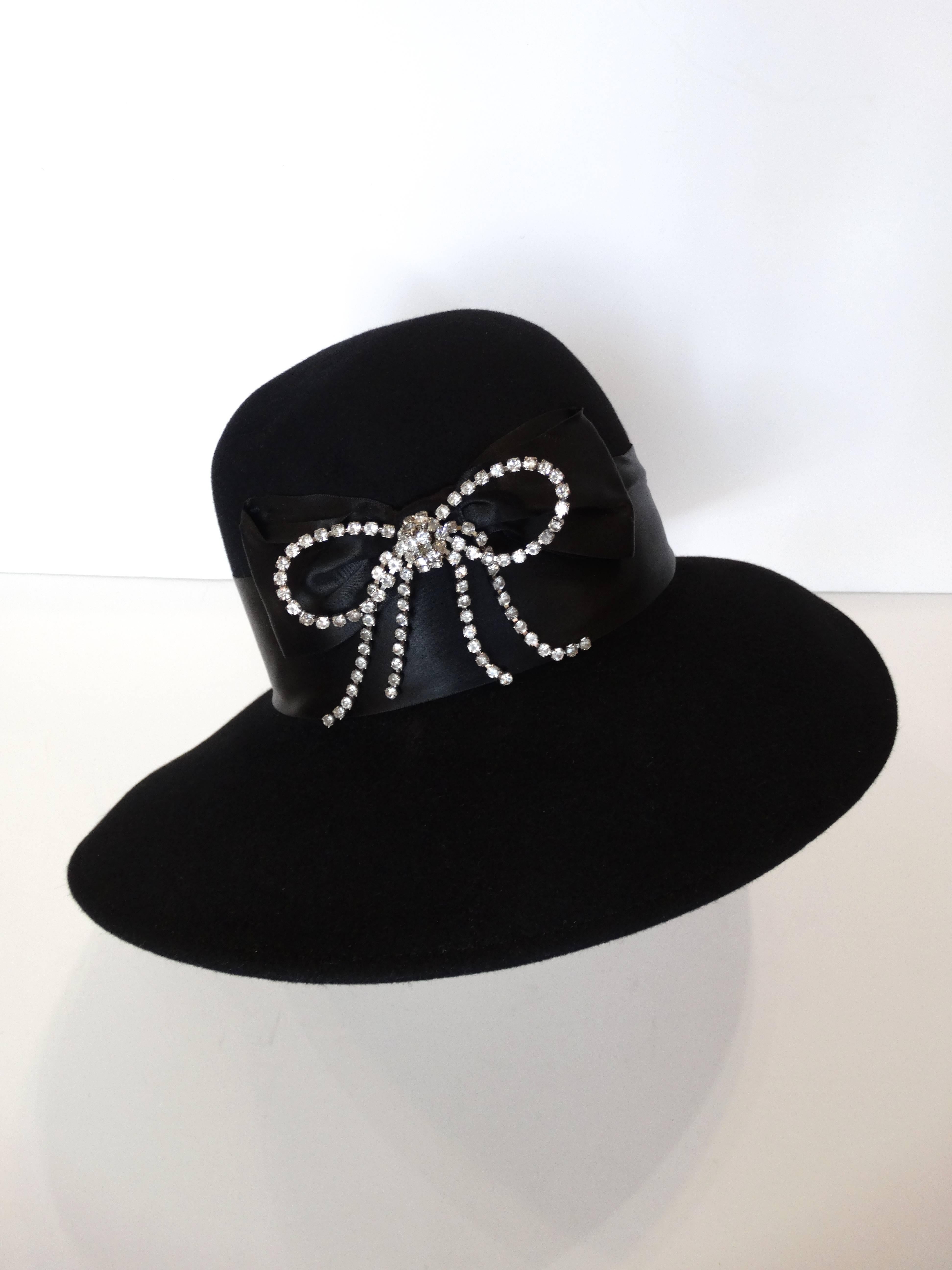 1960s Joanne Rhinestone Bow Hat In Excellent Condition In Scottsdale, AZ