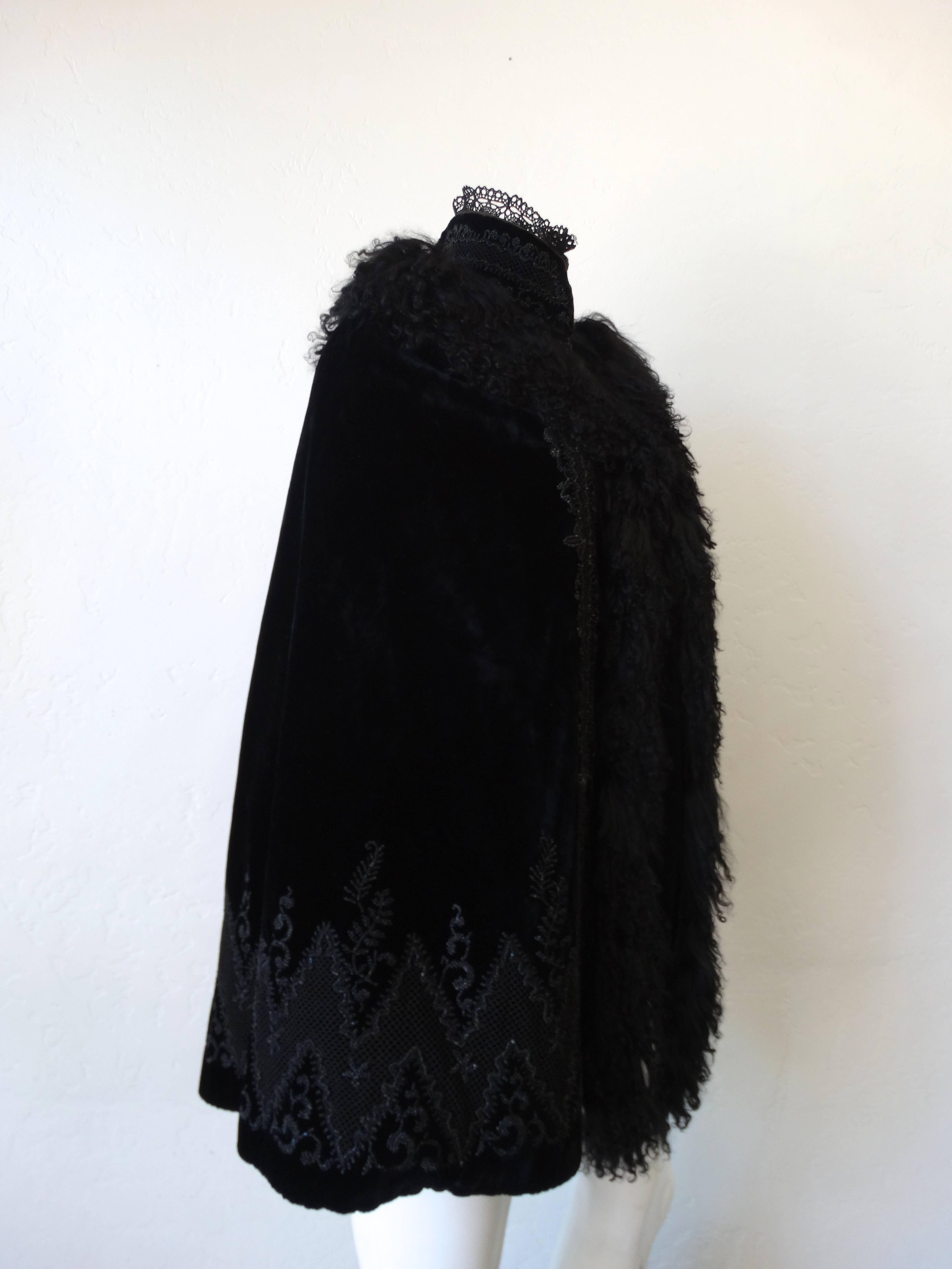 1890s Victorian Era Silk Velvet Fur Cape In Excellent Condition In Scottsdale, AZ