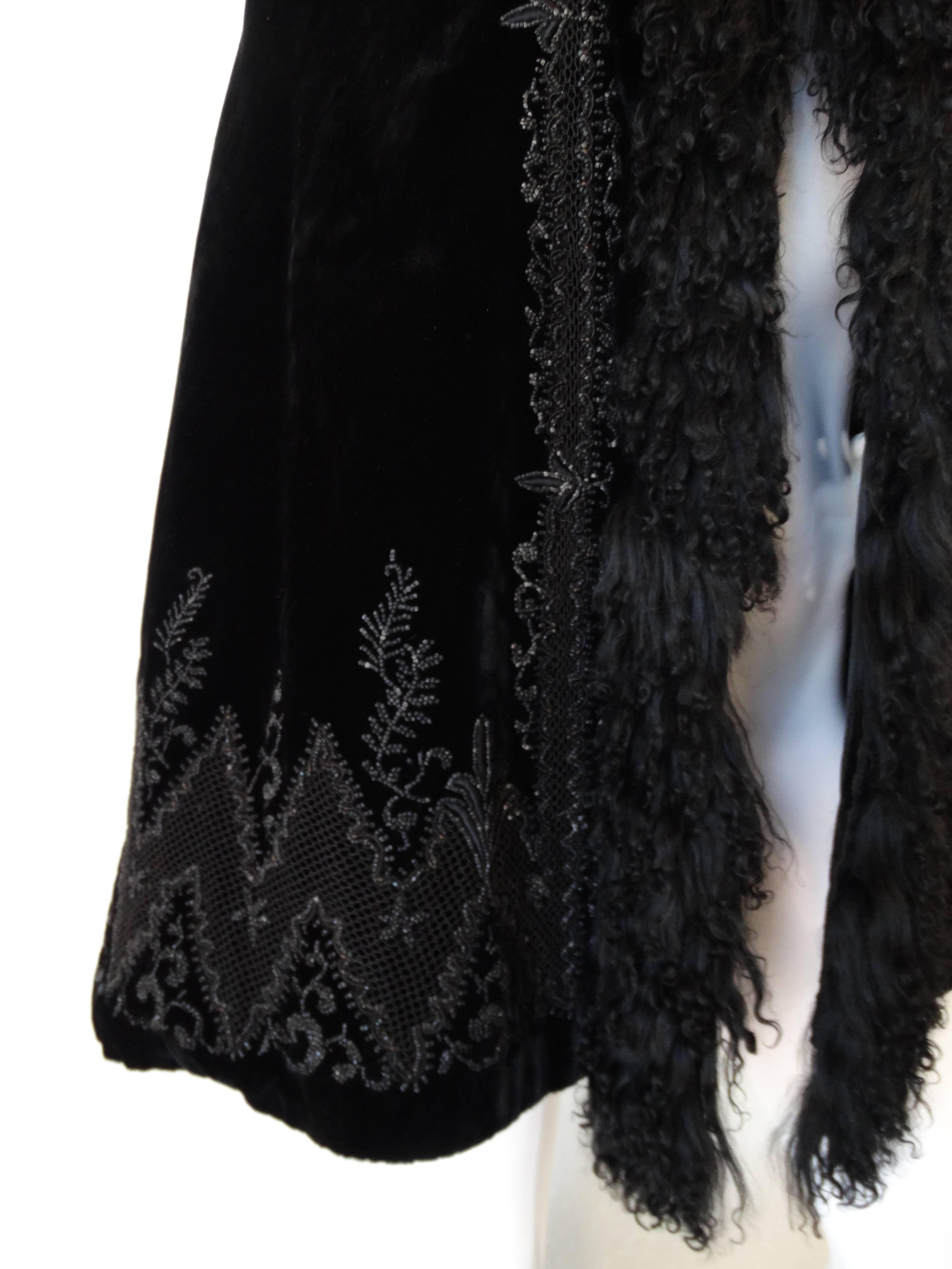 Women's 1890s Victorian Era Silk Velvet Fur Cape