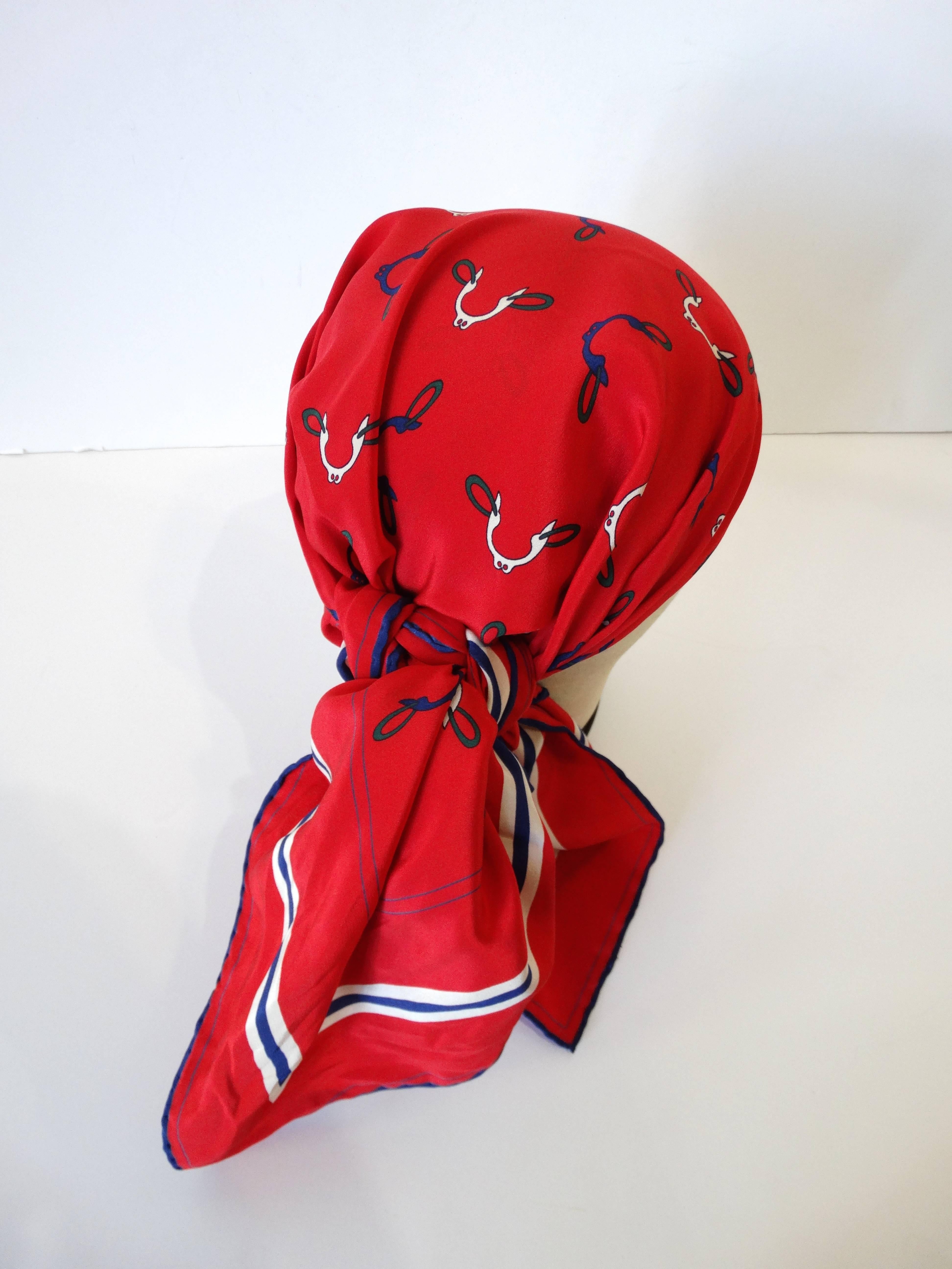 Classic Vintage Gucci Horse-bit Scarf In Excellent Condition In Scottsdale, AZ