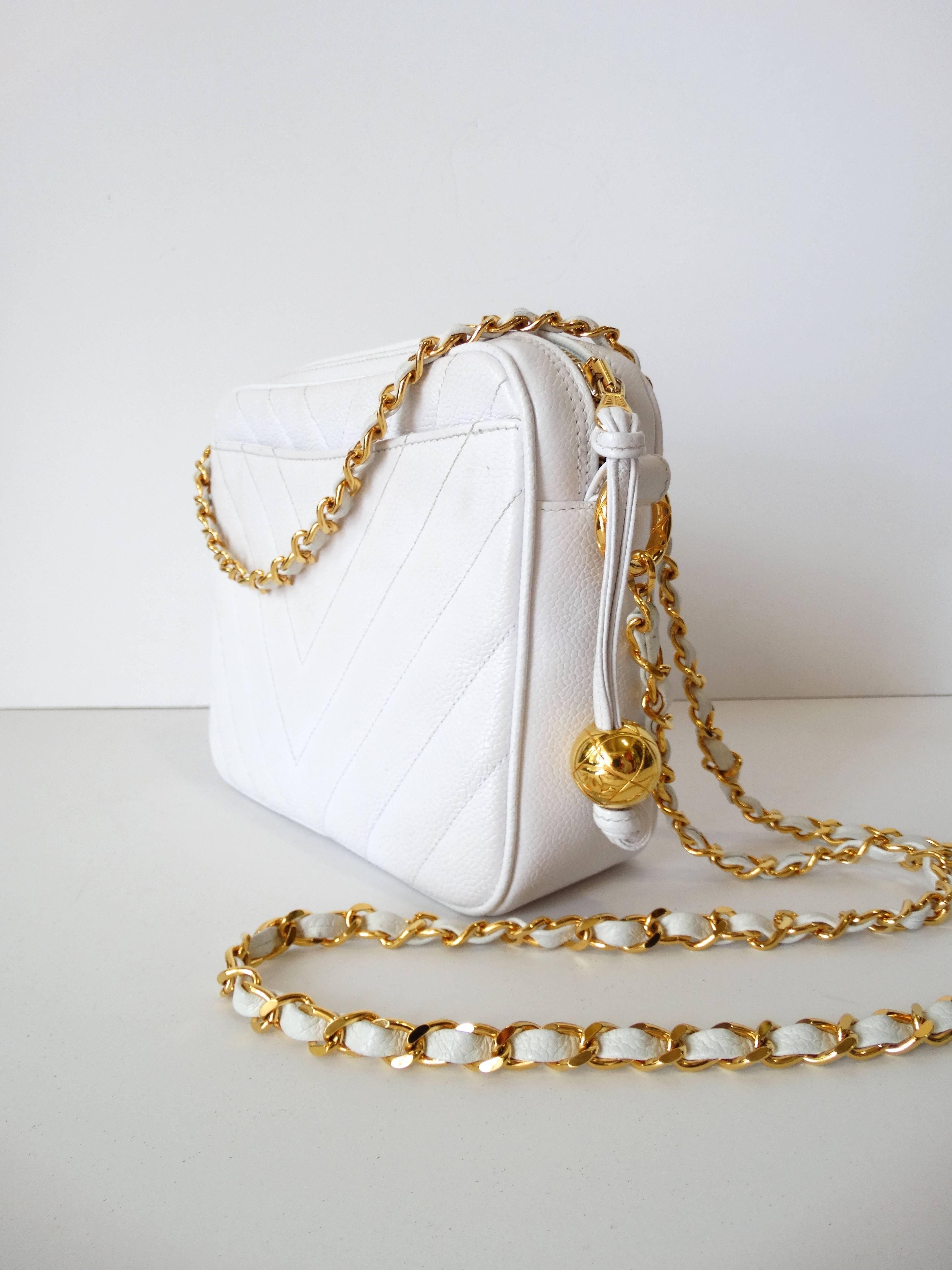 1980s Chanel White Caviar Chevron Stitched Bag  In Excellent Condition In Scottsdale, AZ