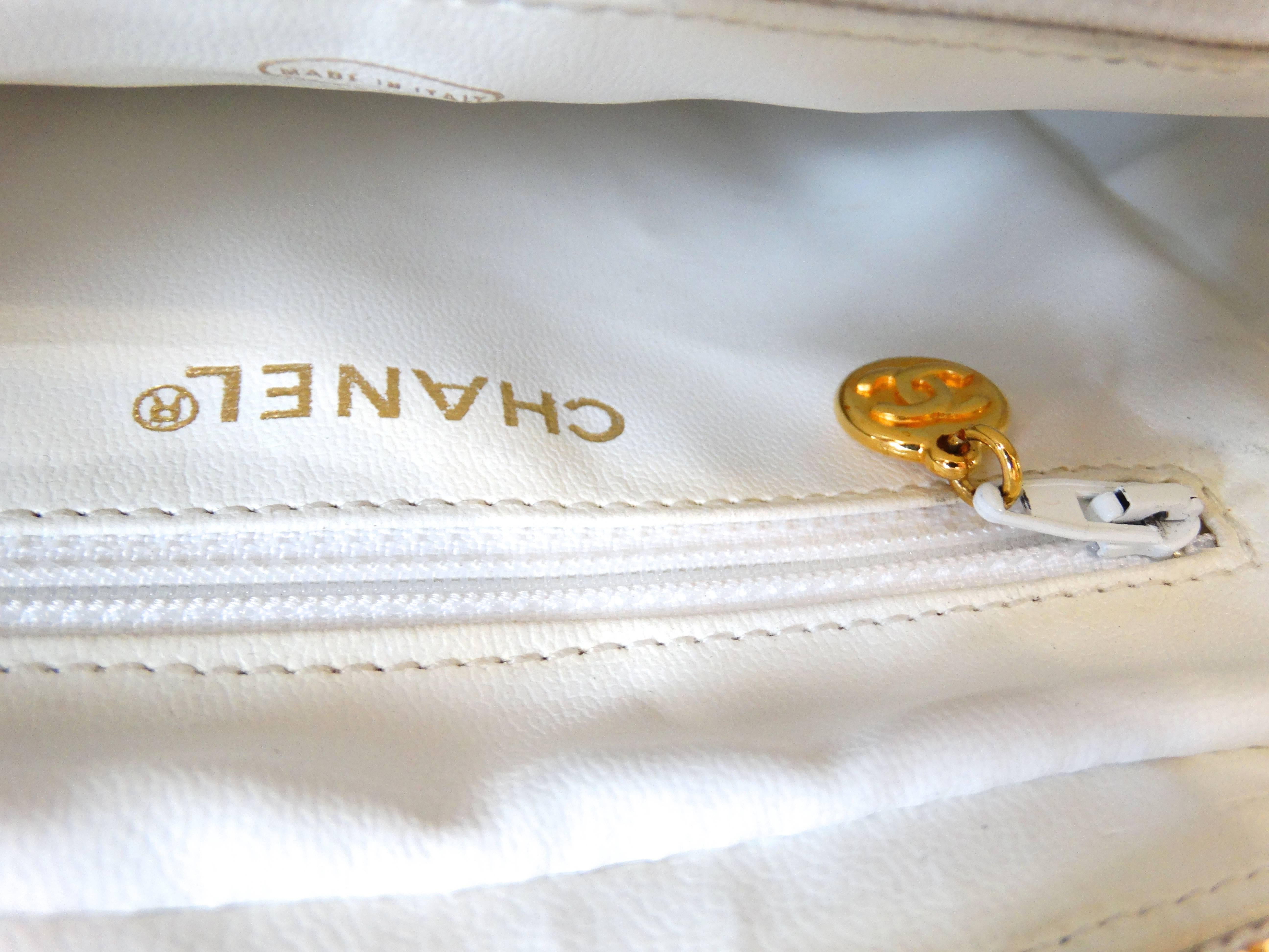 1980s Chanel White Caviar Chevron Stitched Bag  2