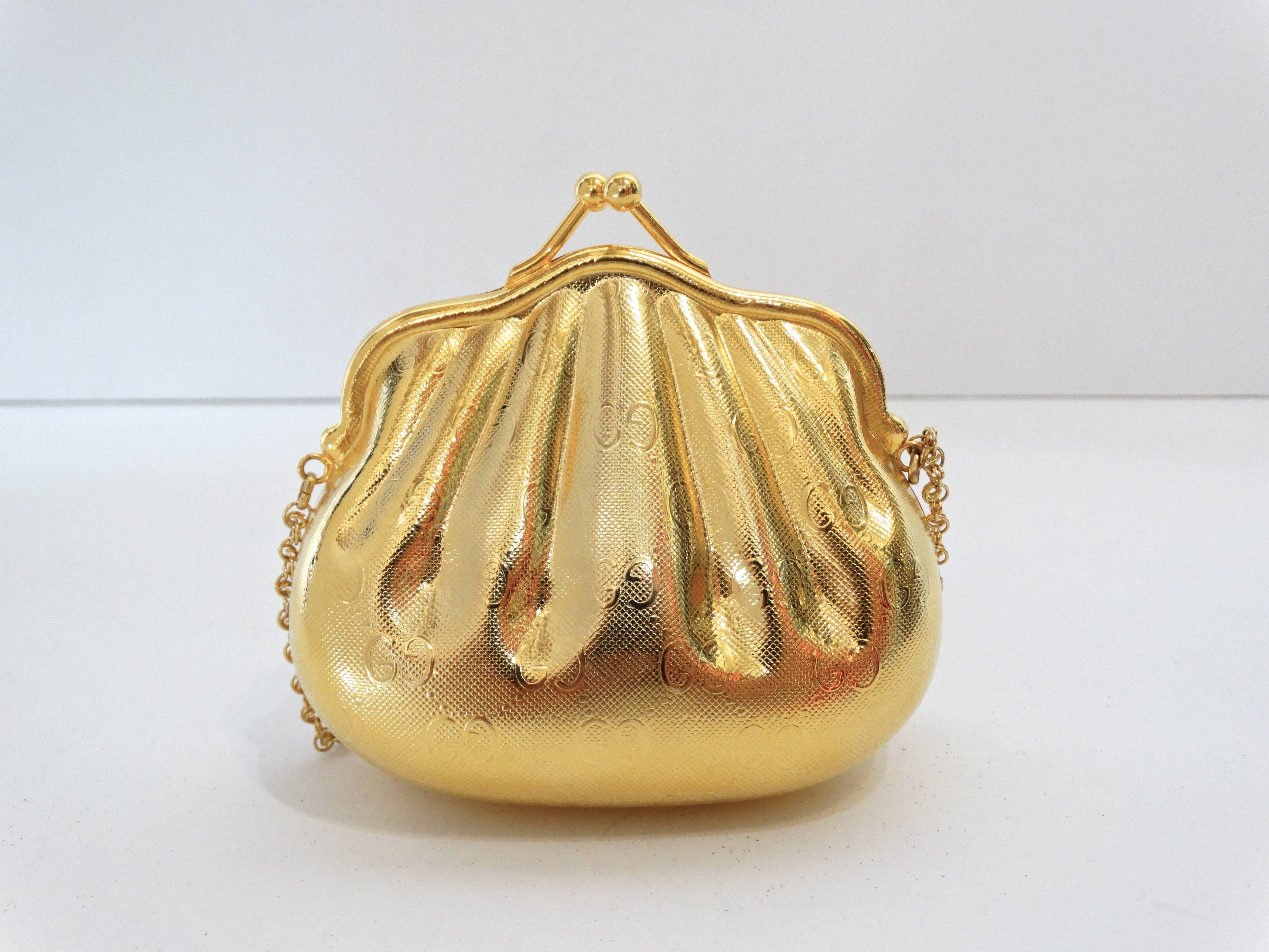 1970er Gucci Monogramm Gold Metall Abendtasche Damen