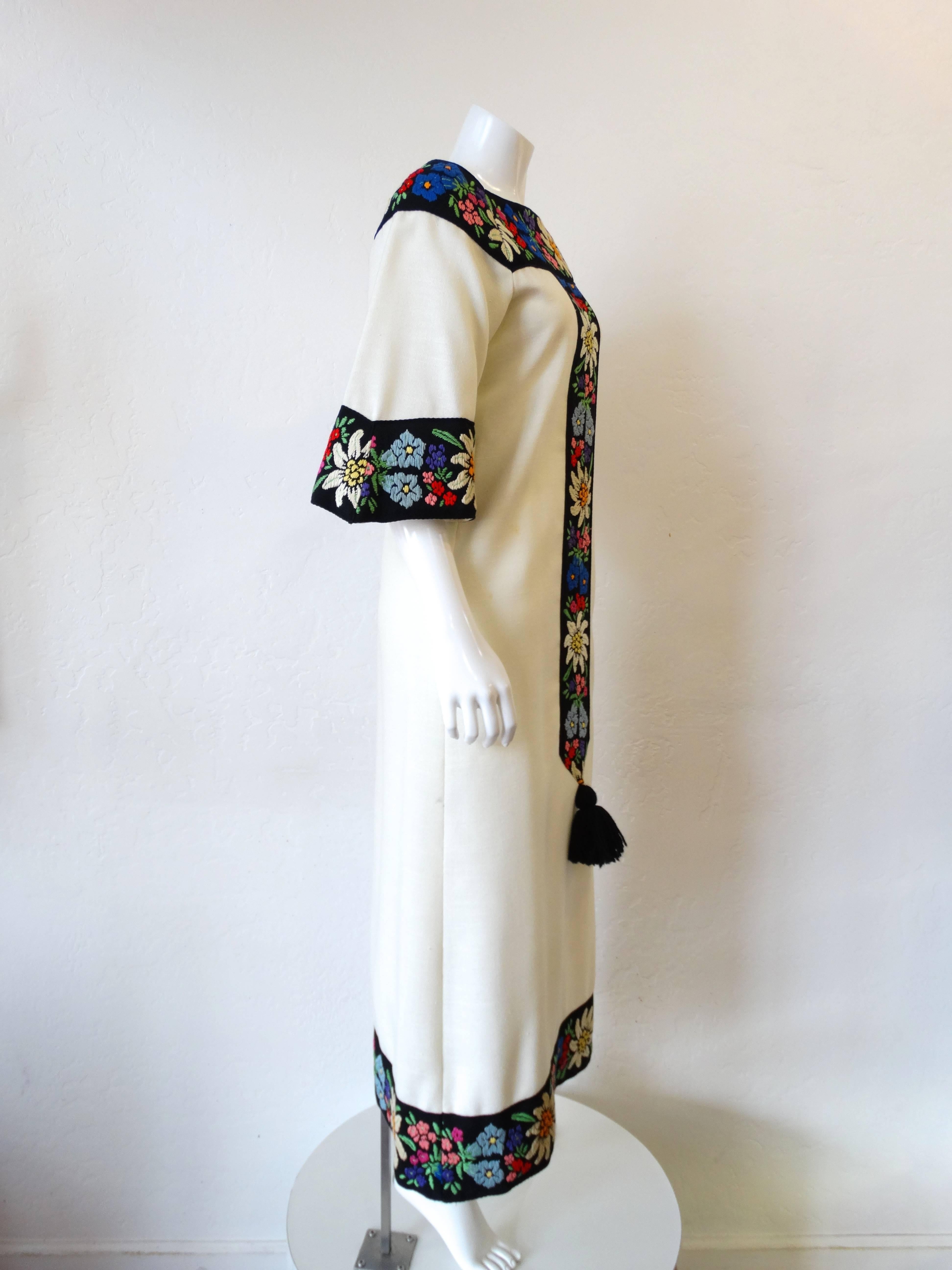 Women's 1970s Embroidered Tassel Maxi Dress
