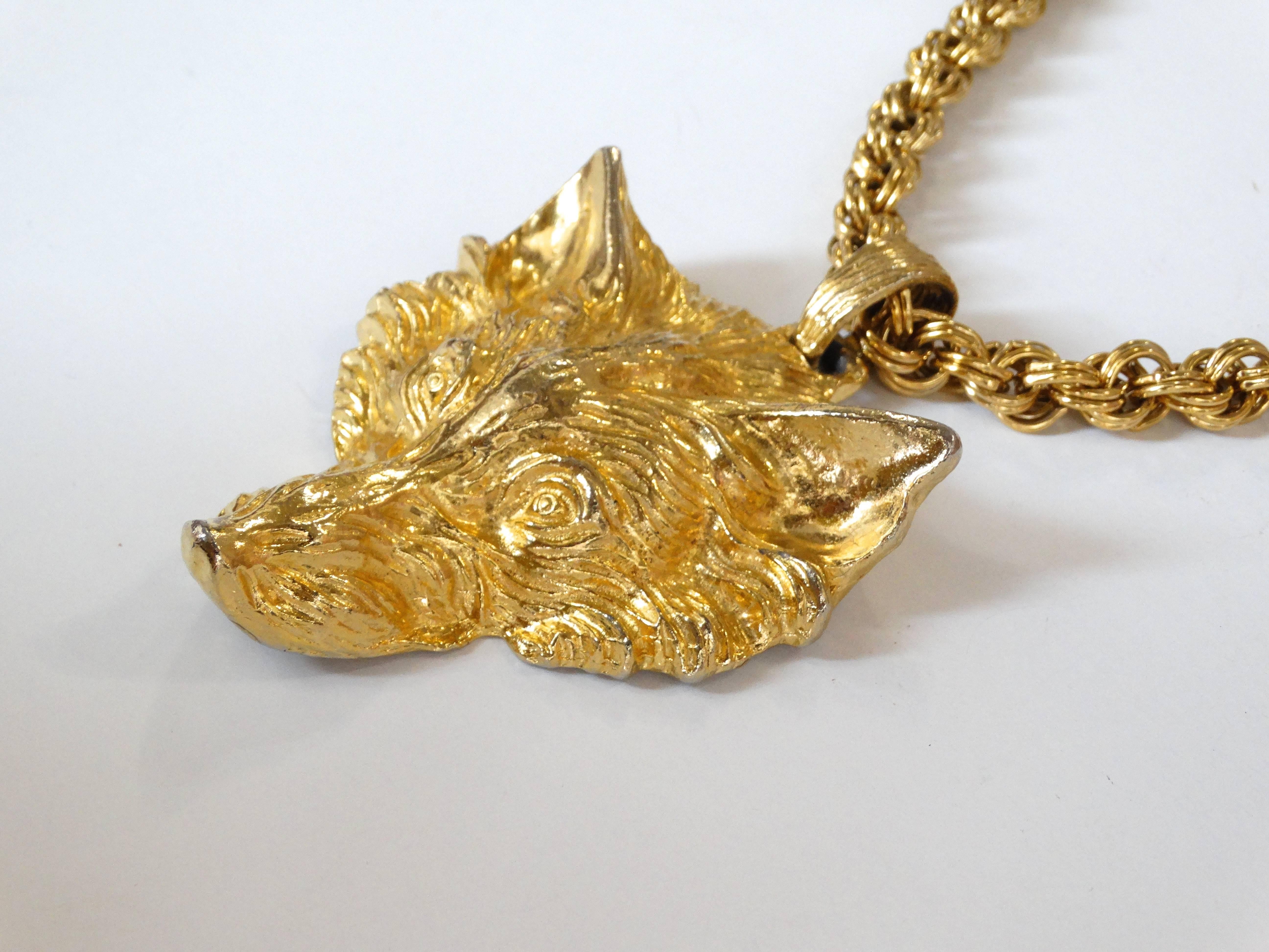 Unsigned 1960s Oversized Gold Fox Pendant In Excellent Condition In Scottsdale, AZ