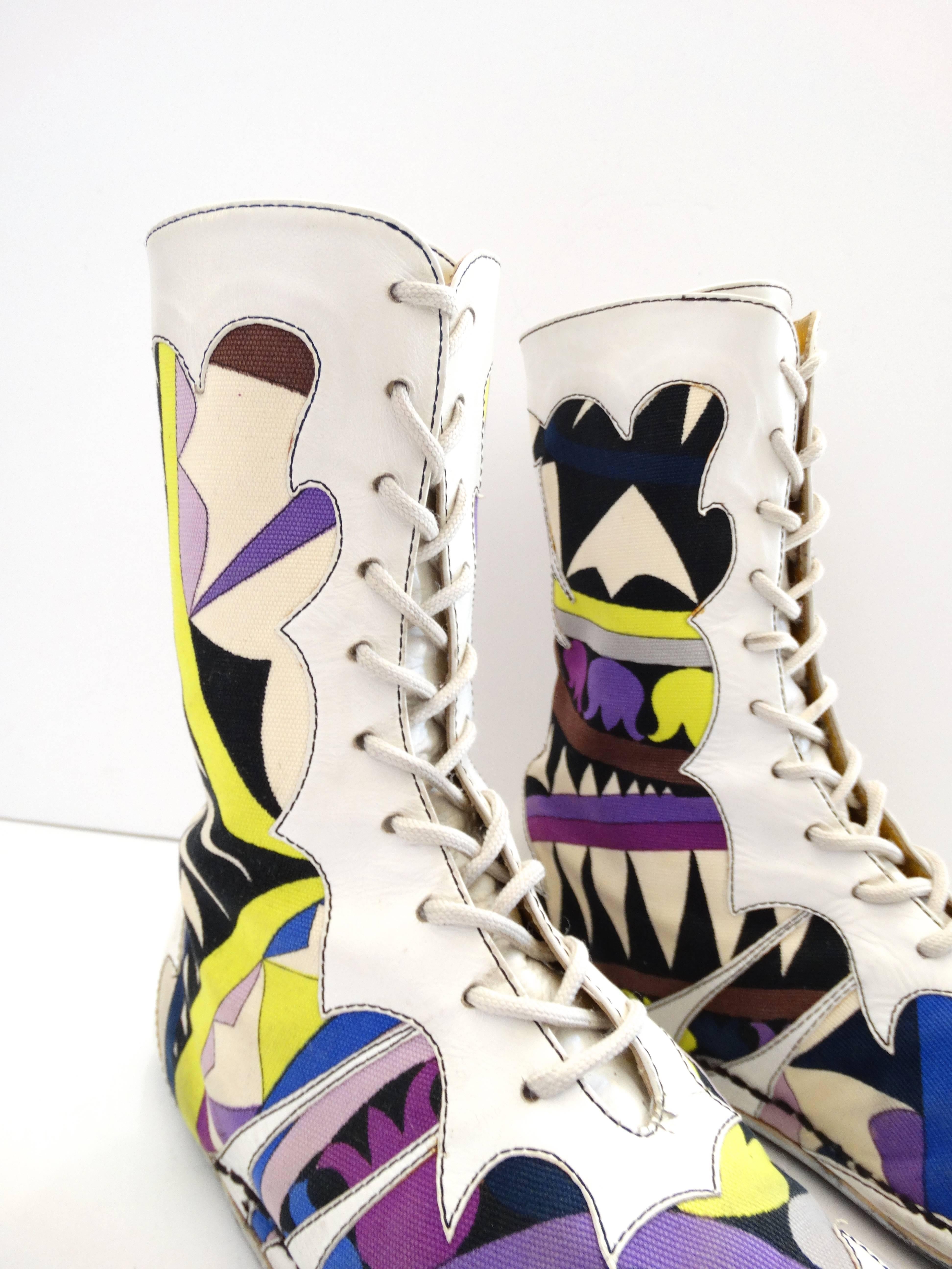 Emilio Pucci Printed Pointy Lace Up Boots, 1960s  In Excellent Condition In Scottsdale, AZ