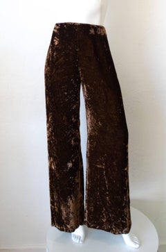 Gianfranco Ferrè Pantaloni in velluto marrone schiacciato