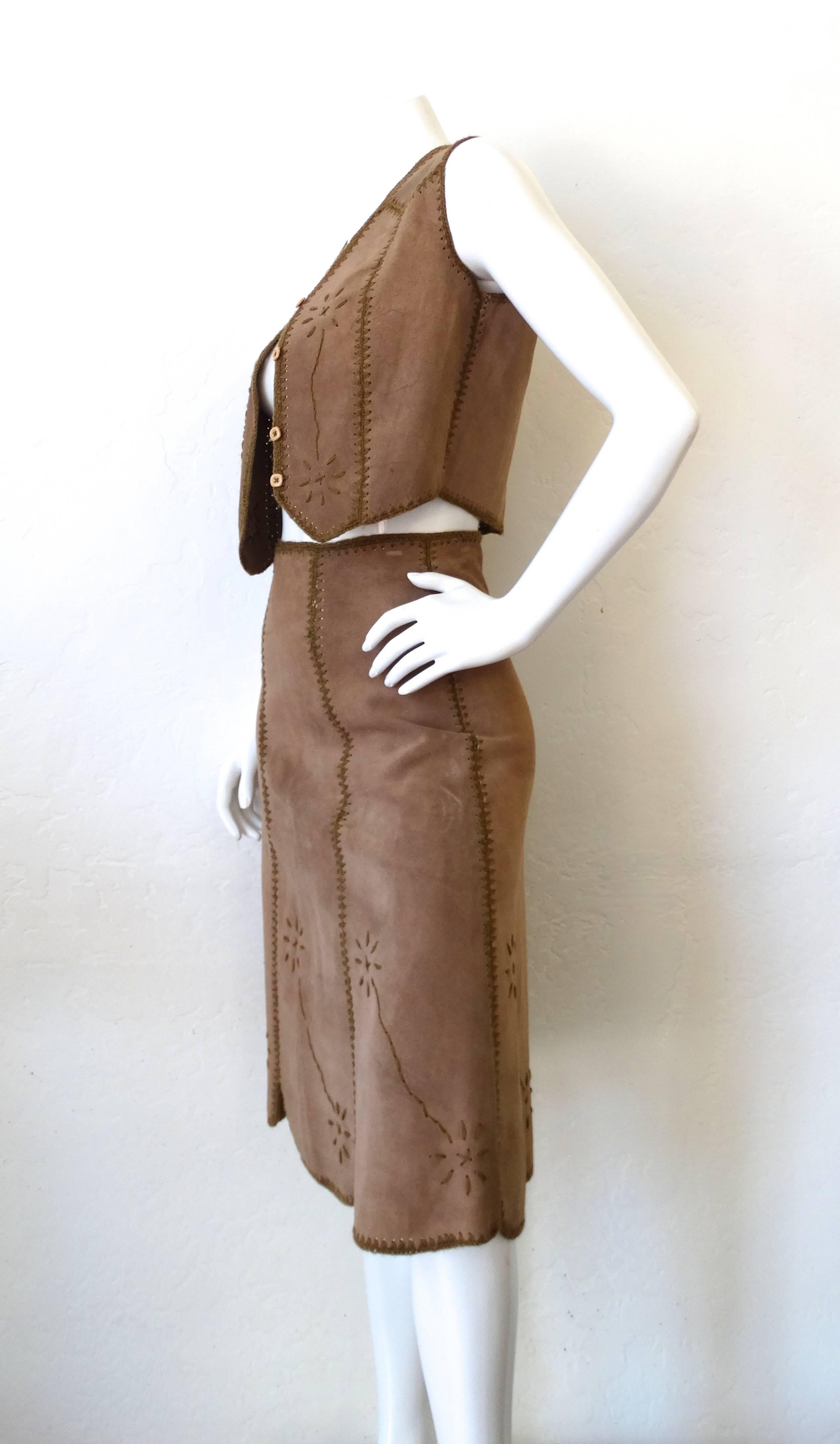1960s Tan Suede Embroidered Vest & Skirt Set  In Excellent Condition In Scottsdale, AZ