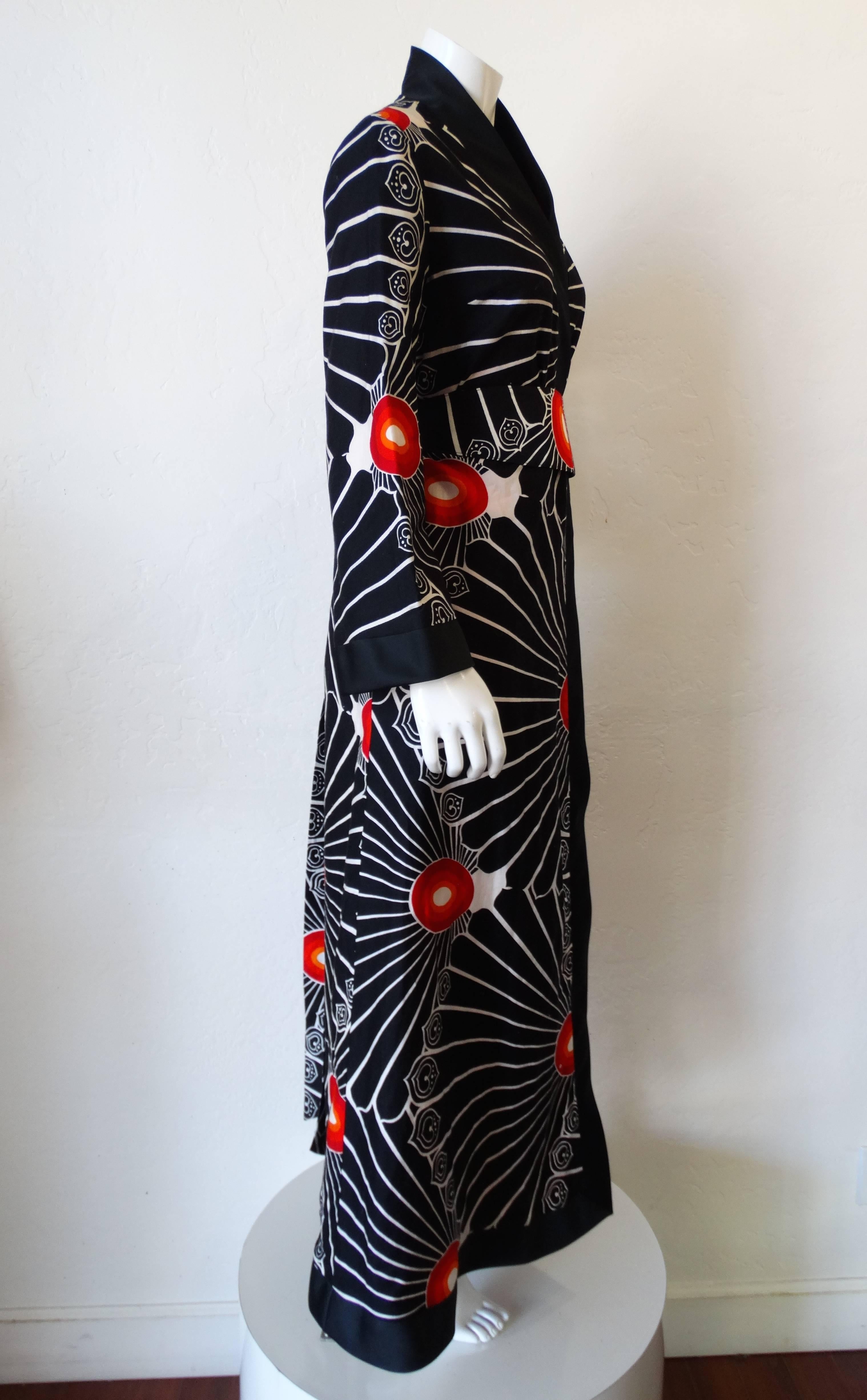 Black 1970s Barbara Lee Cotton Midcentury Sunburst Printed Kimono