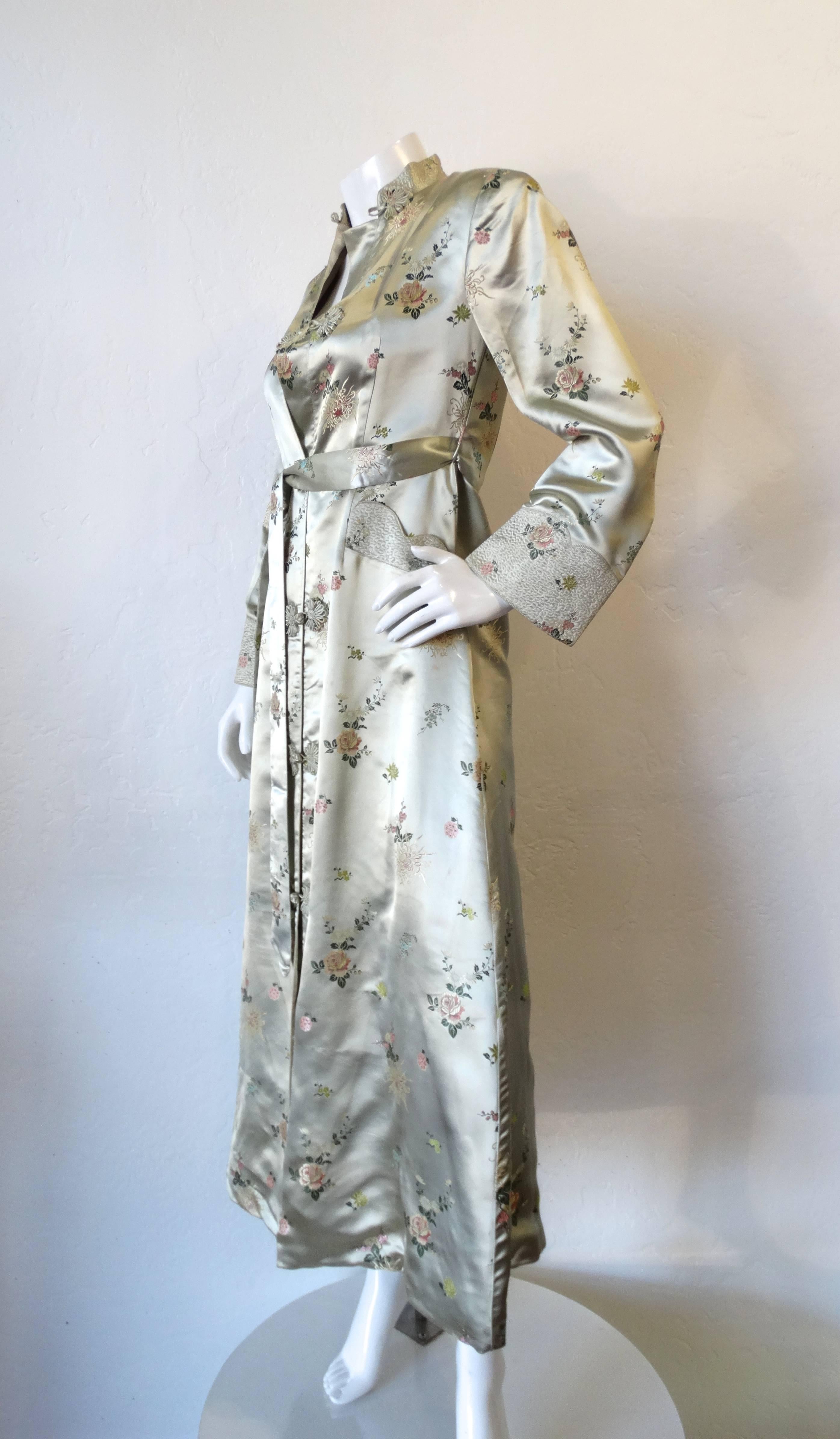 Vintage Chinese Cheongsam Inspired Satin Embroidered Coat  2