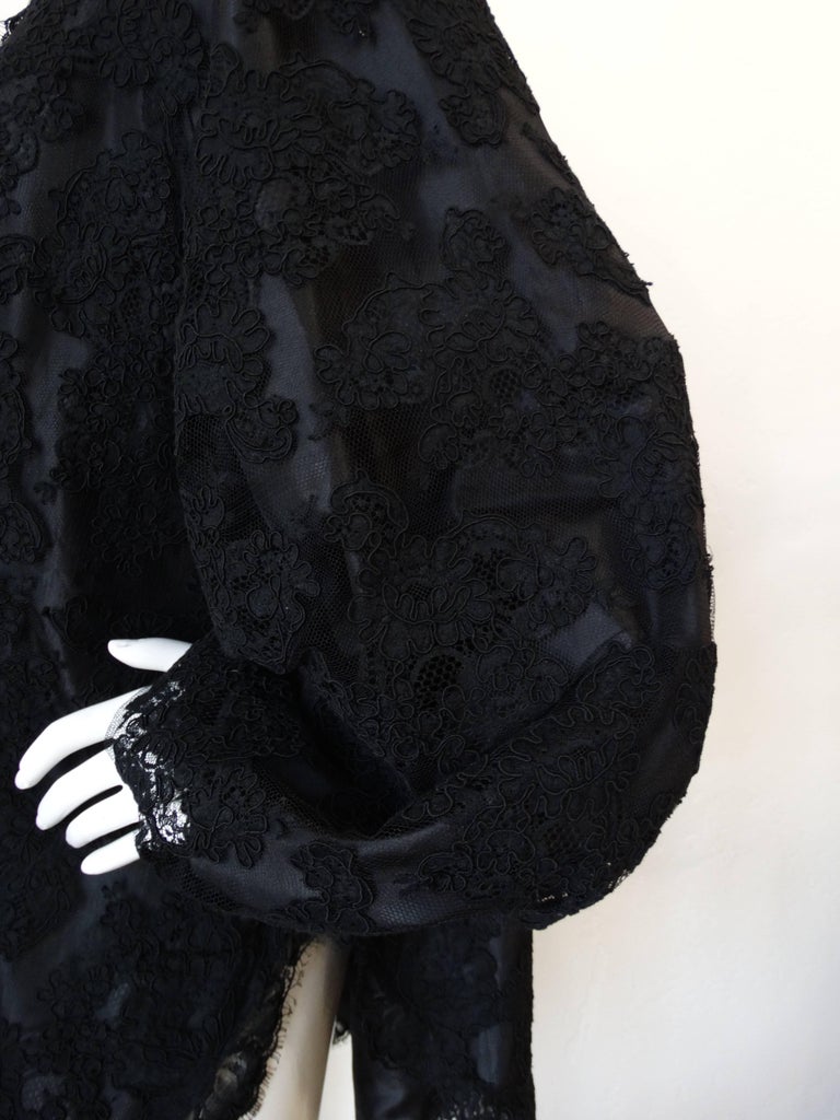 1960s Black Lace Dramatic Bell Sleeve Coat  For Sale 3