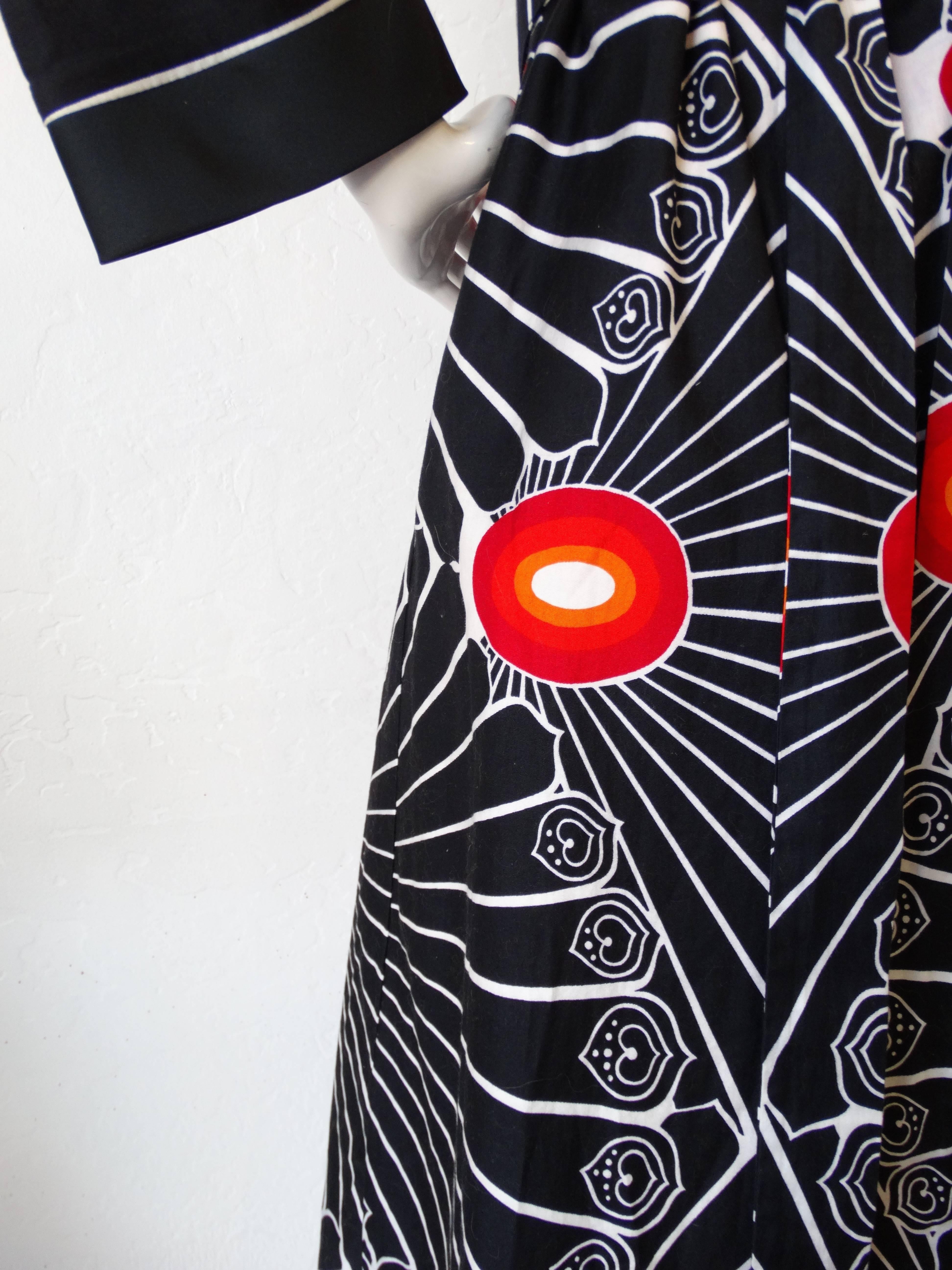 Women's 1970s Barbara Lee Cotton Midcentury Sunburst Printed Kimono