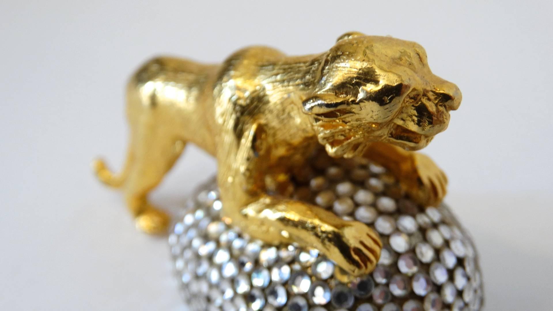 Extremely rare 1980's Judith Leiber Tiger vanity objet d'art . Gold plated hardware, with an encrusted Austrian Swarovski Crystals base. View our other listings object comes in pink, green, white, blue and bronze. Signed Judith Leiber underneath.