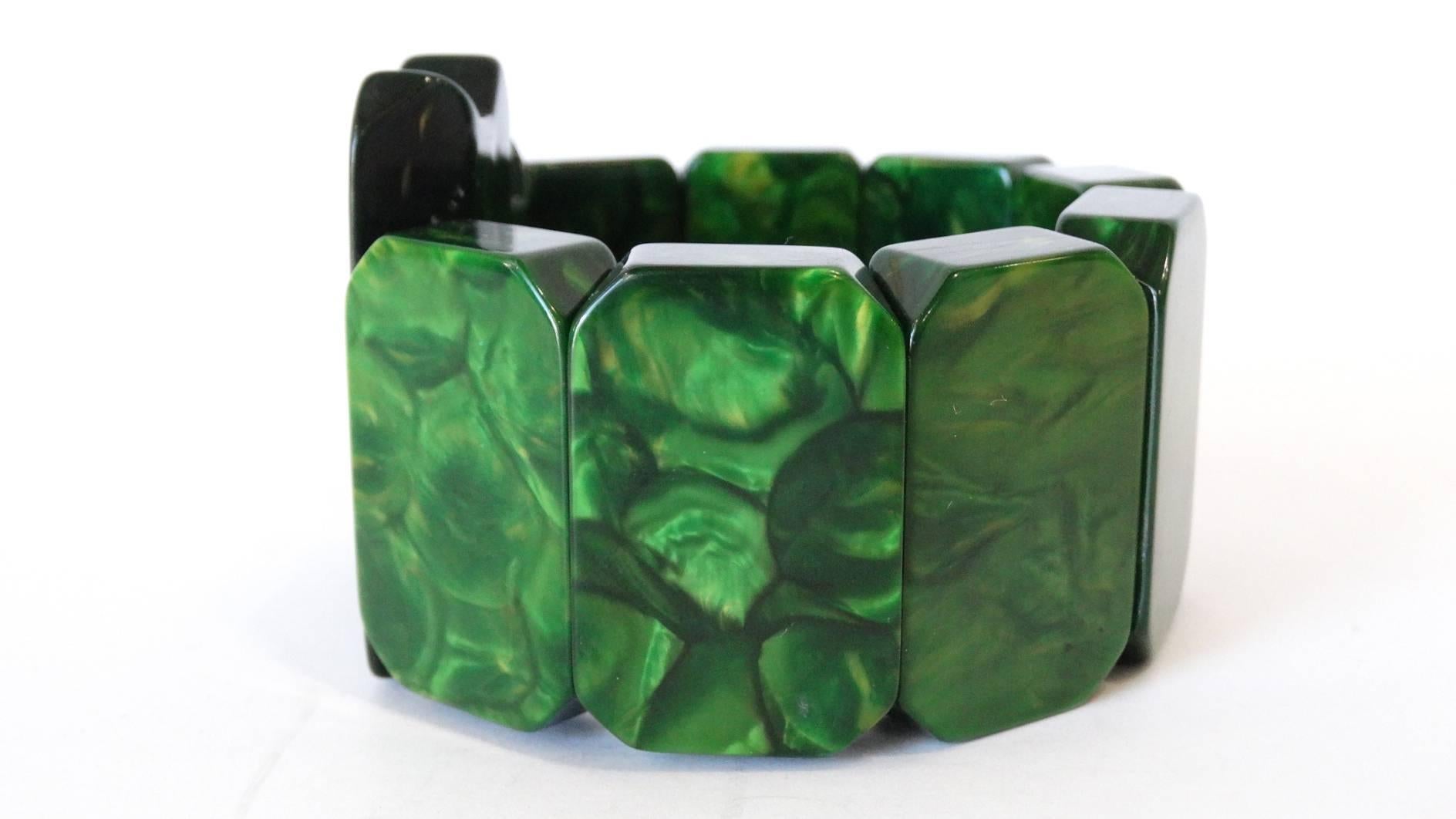 Marie Christine Pavone Green Marbled Cat Bakelite Bracelet In Excellent Condition In Scottsdale, AZ