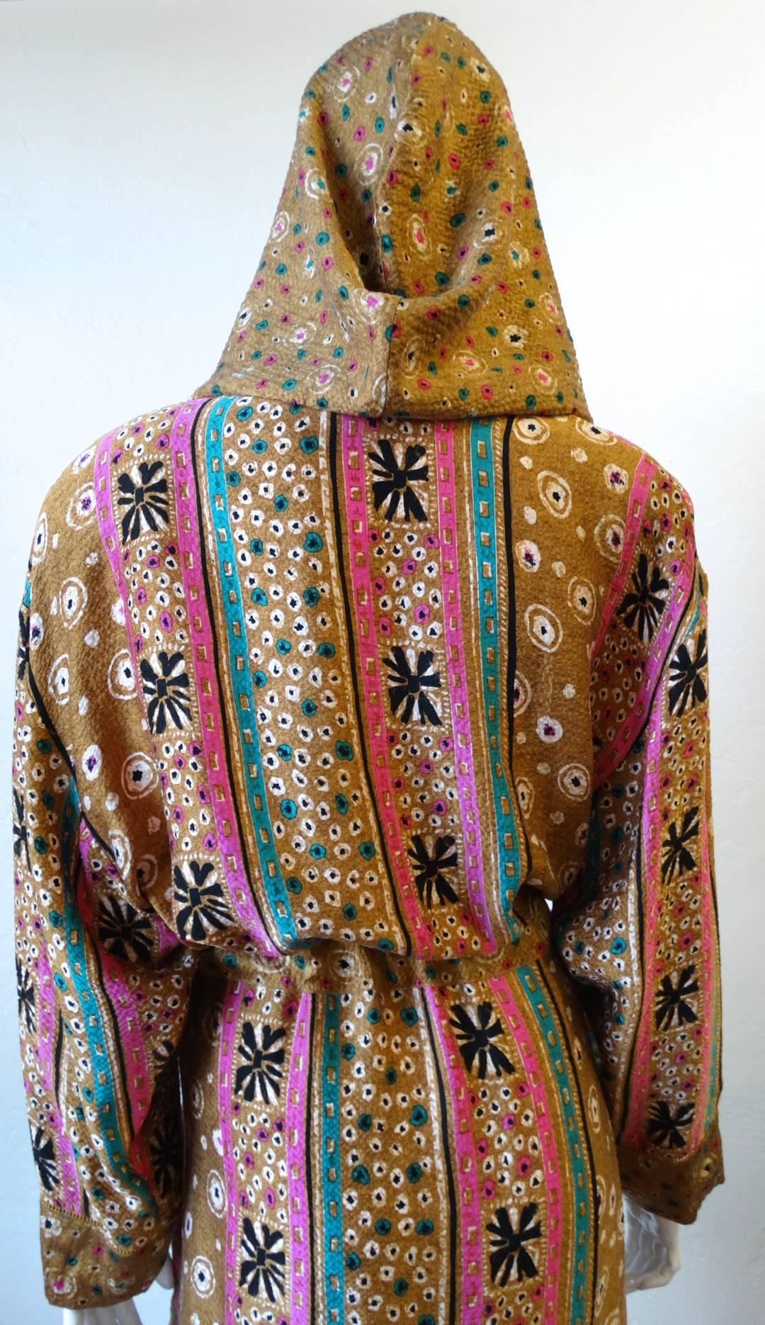 Printed Hooded Silk Robe  4
