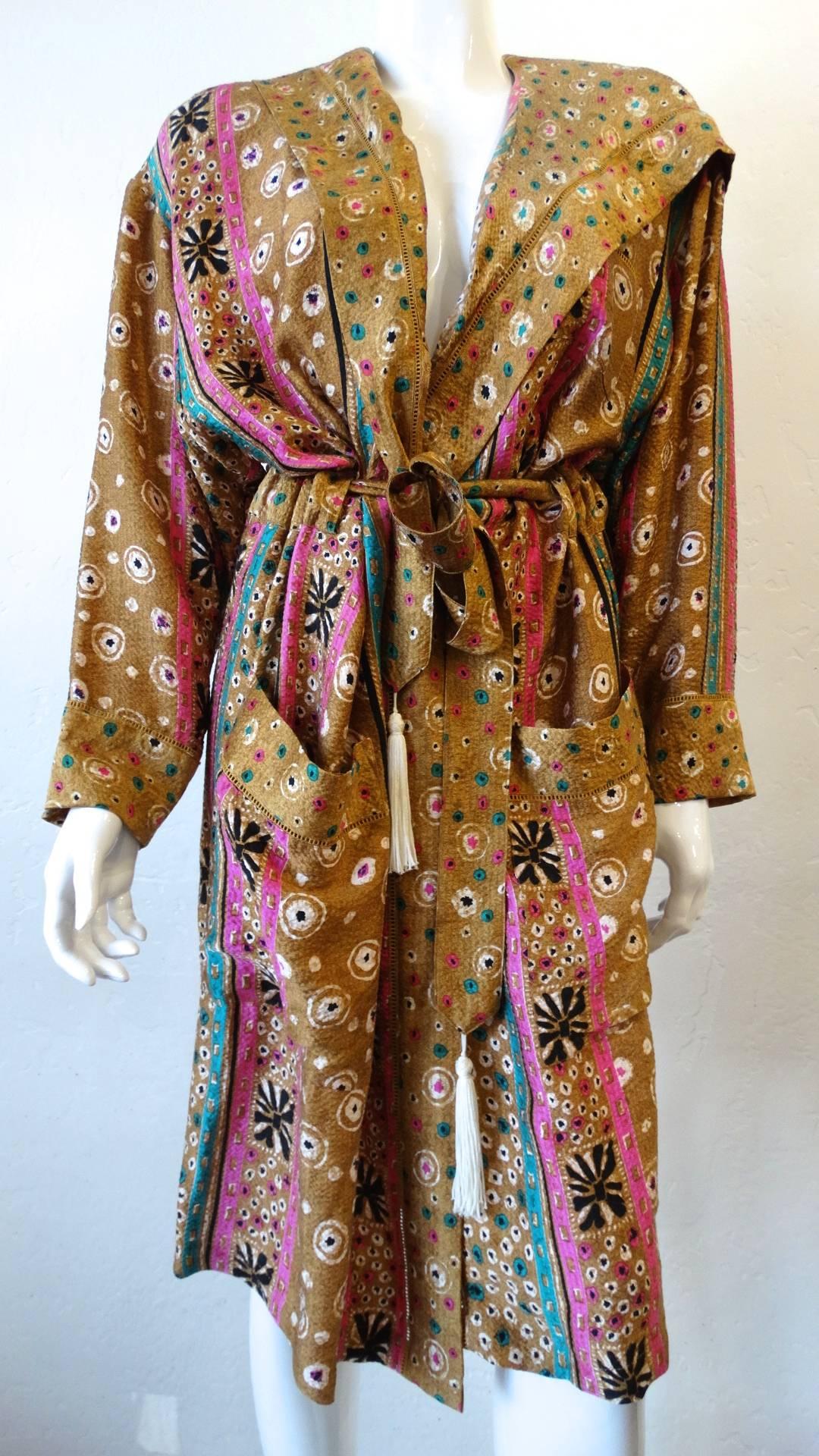 Printed Hooded Silk Robe  13