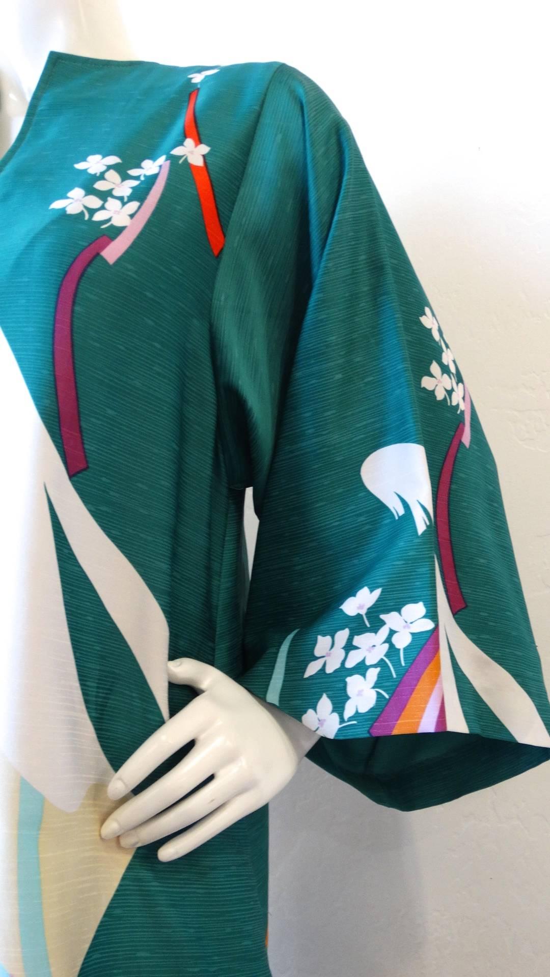 1970's Asian Motif Neiman Marcus Kaftan 4