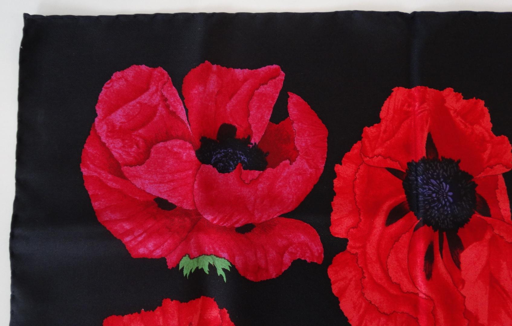 gucci poppy scarf