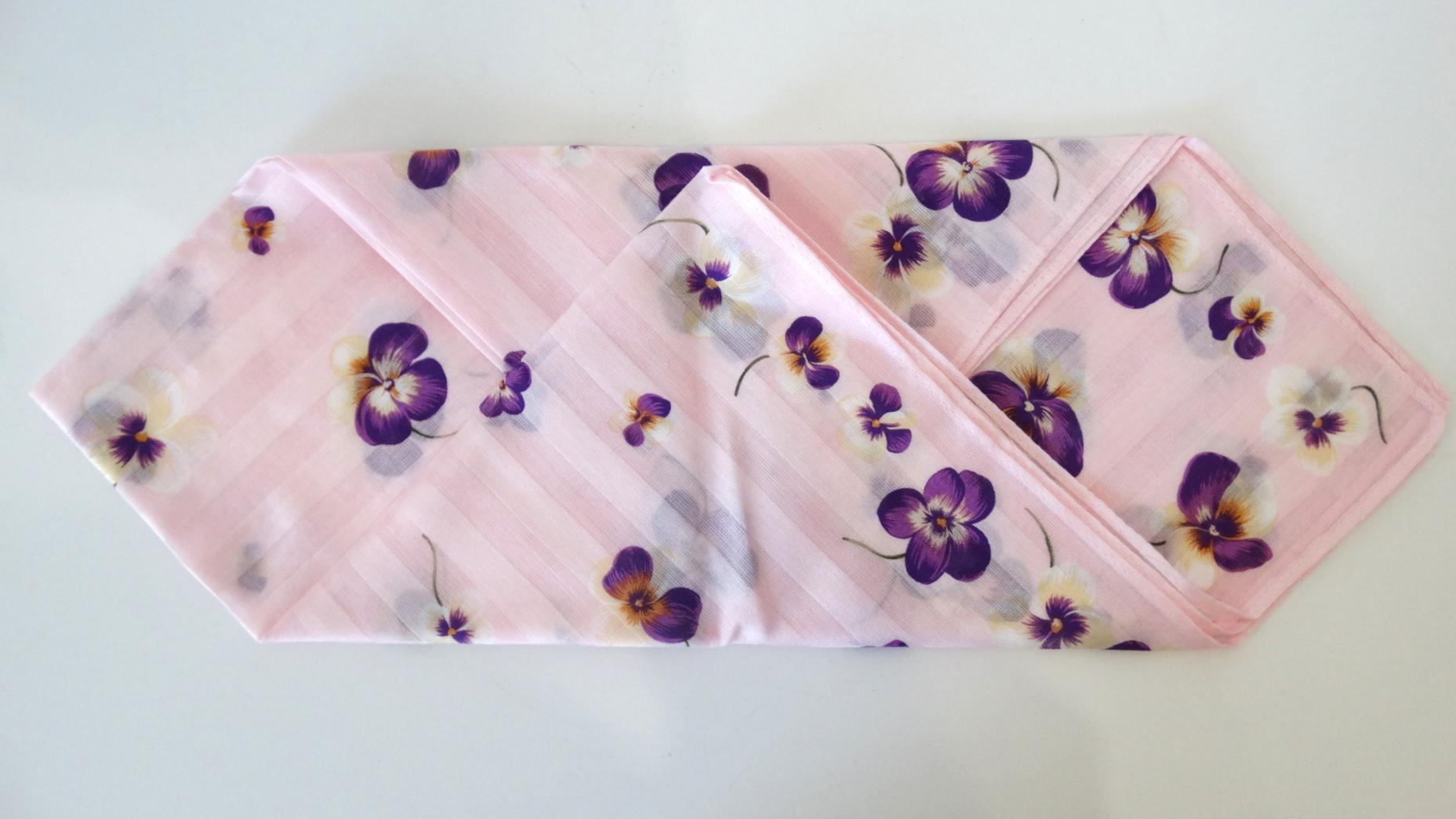 Hanae Mori Pansy Printed Handkerchief  In Excellent Condition In Scottsdale, AZ