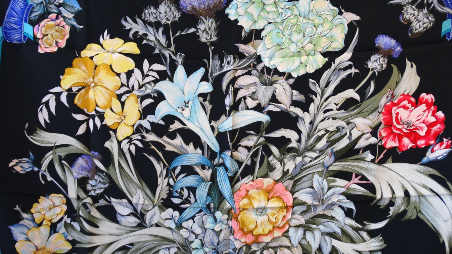 1972 Rare Hermes Regina Silk Scarf In Good Condition In Scottsdale, AZ