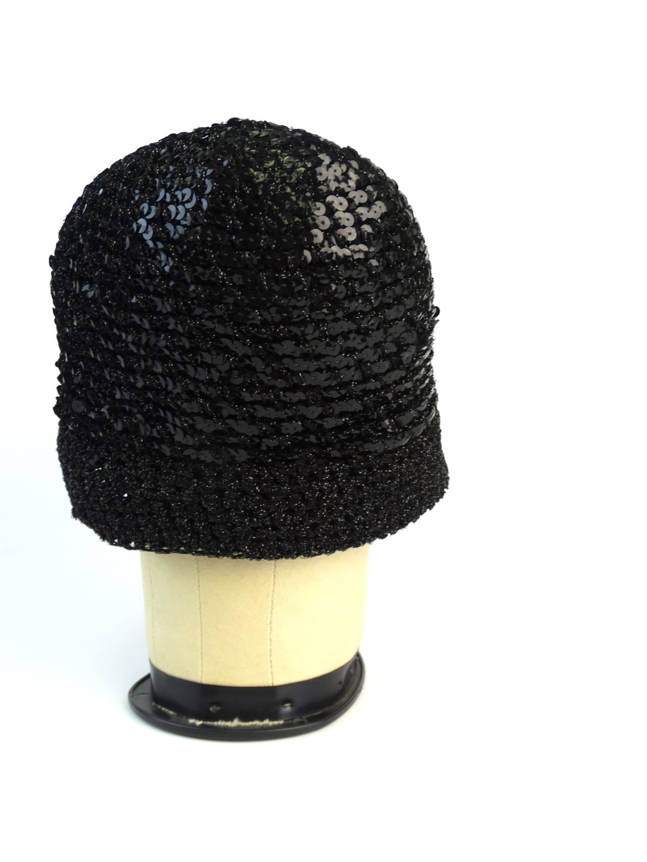 1970s Halston Sequins Disco Skull Cap Hat In Excellent Condition In Scottsdale, AZ