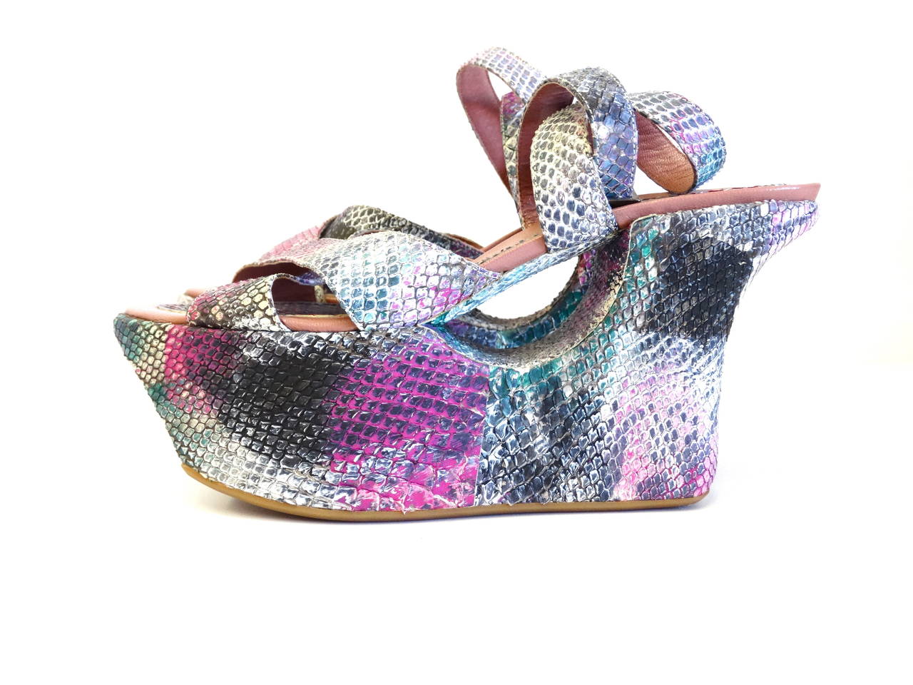 Alaïa Paris - Chaussures Donna à semelle compensée «CALZATURE » en peau de serpent Neuf - En vente à Scottsdale, AZ