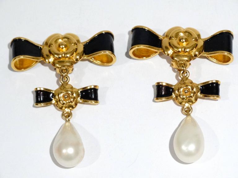 Rare 1990s Chanel Double Bow Drop Earrings at 1stDibs