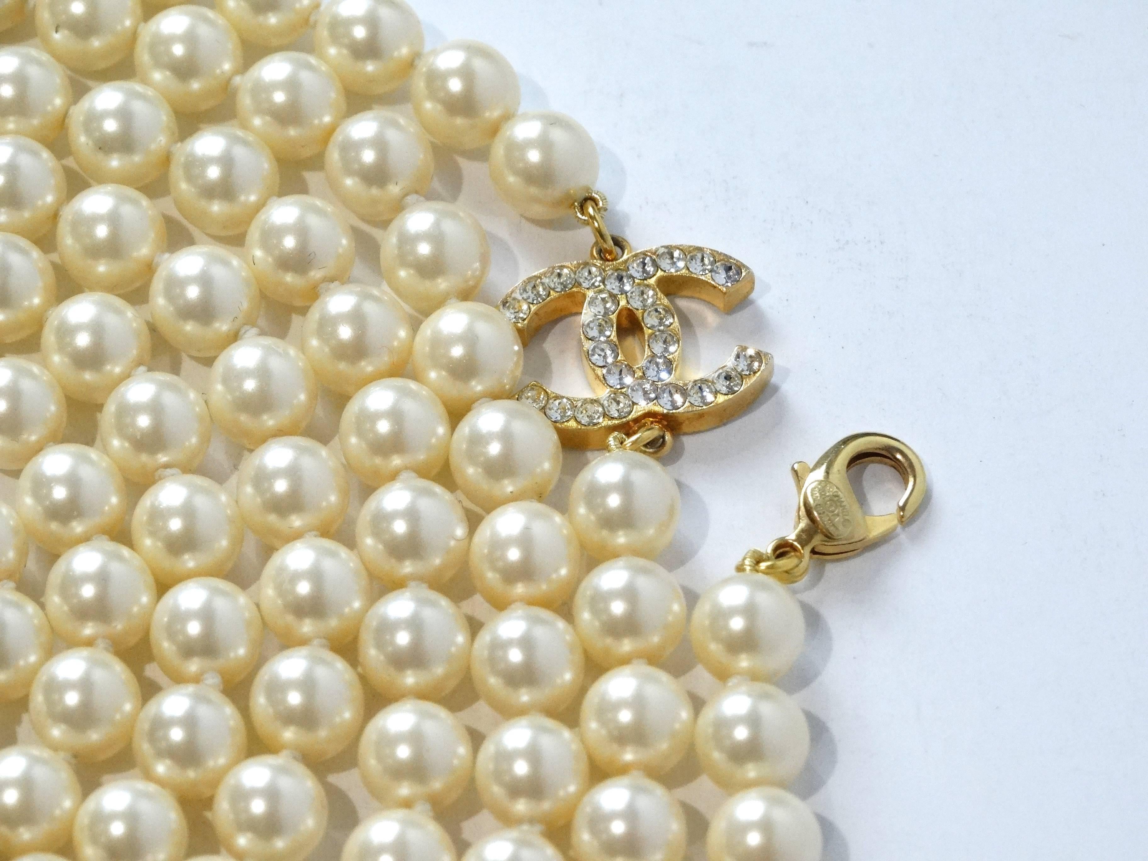 Vintage Chanel 5CC Pearl Necklace with Rhinestones In Excellent Condition In Scottsdale, AZ