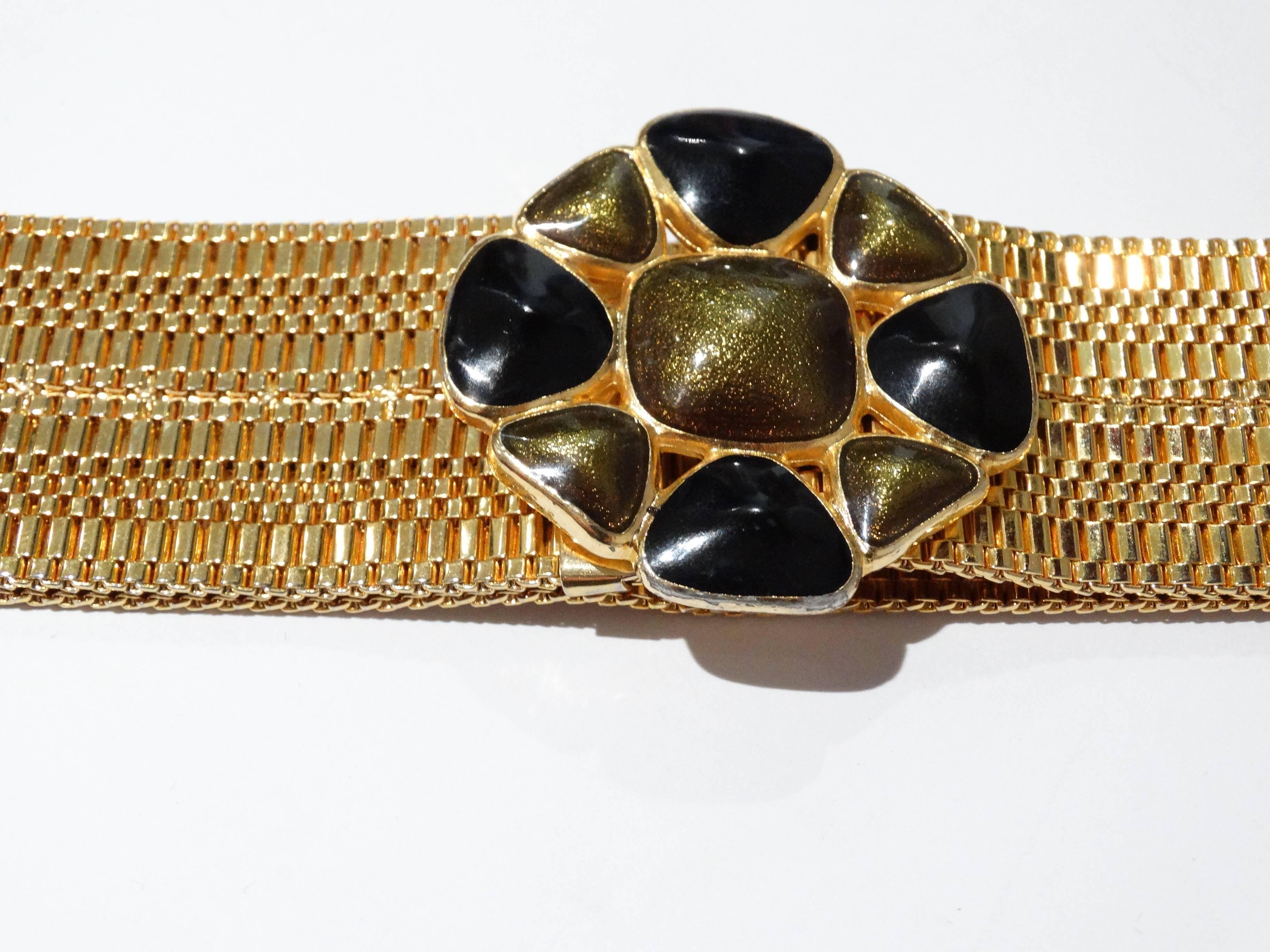 1980's Gold Mesh Belt with Enamel Pendent 2