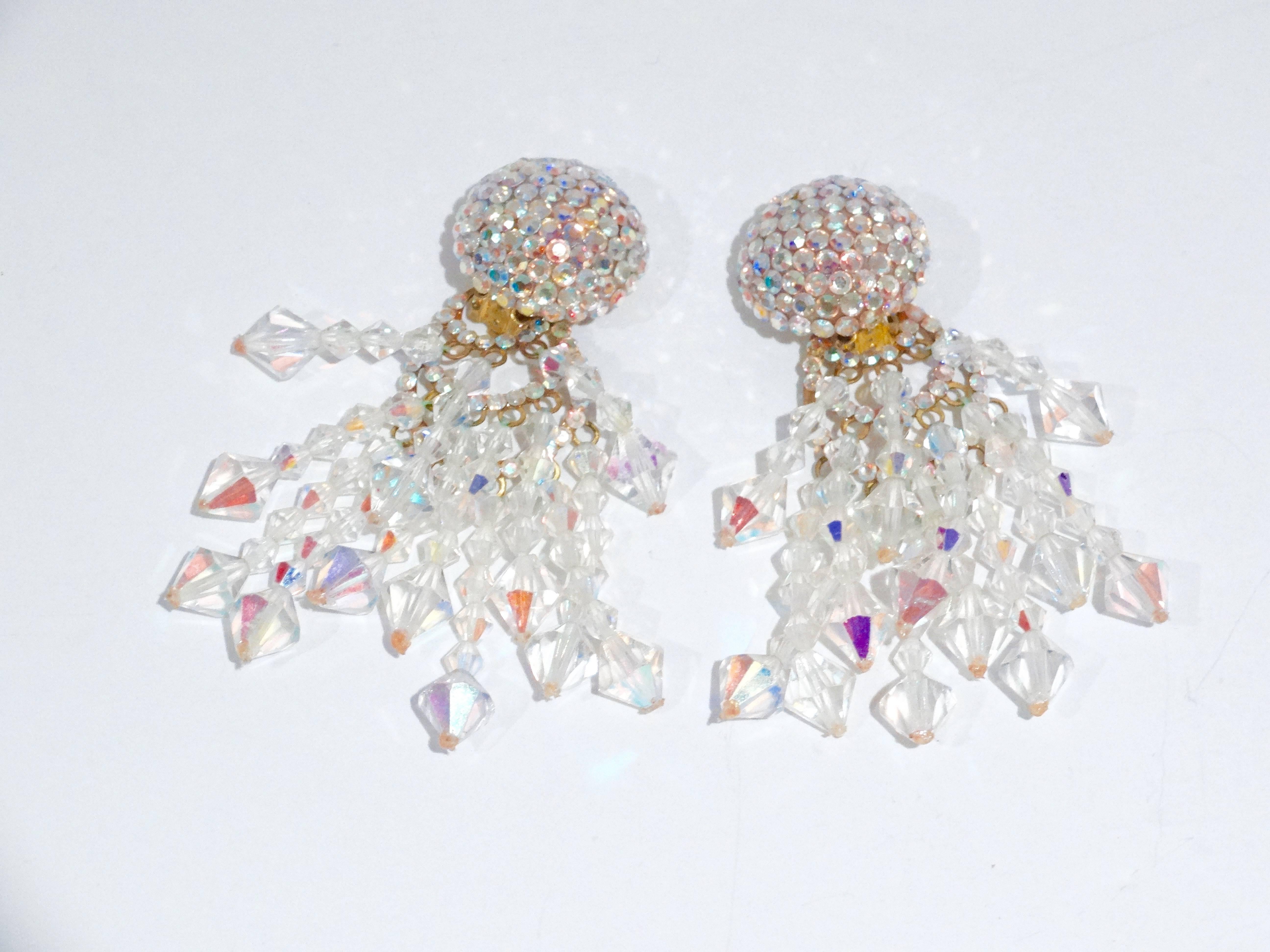 These vintage Diane Lauren stunners are the perfect addition to liven up jeans and a t-shirt or wear out to a cocktail party with your favorite LBD. Swarovski crystals , clip-ons 

3 1/2