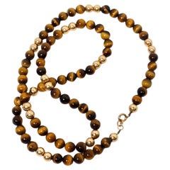 Collier de perles en or jaune 14k et œil de tigre des années 1980