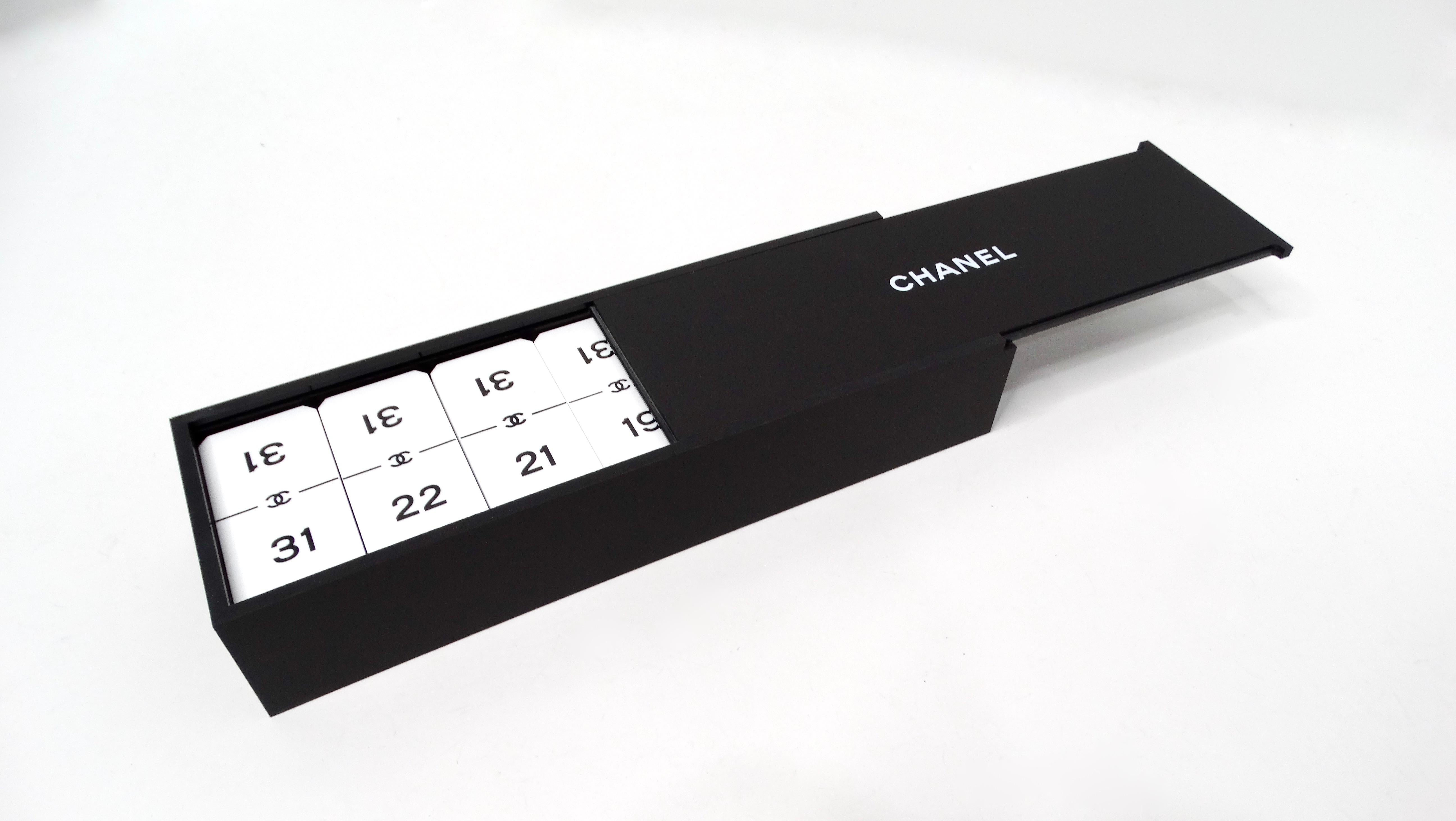 Chanel White & Black Interlocking CC Collectible Domino Set circa 2016 In Good Condition For Sale In Scottsdale, AZ