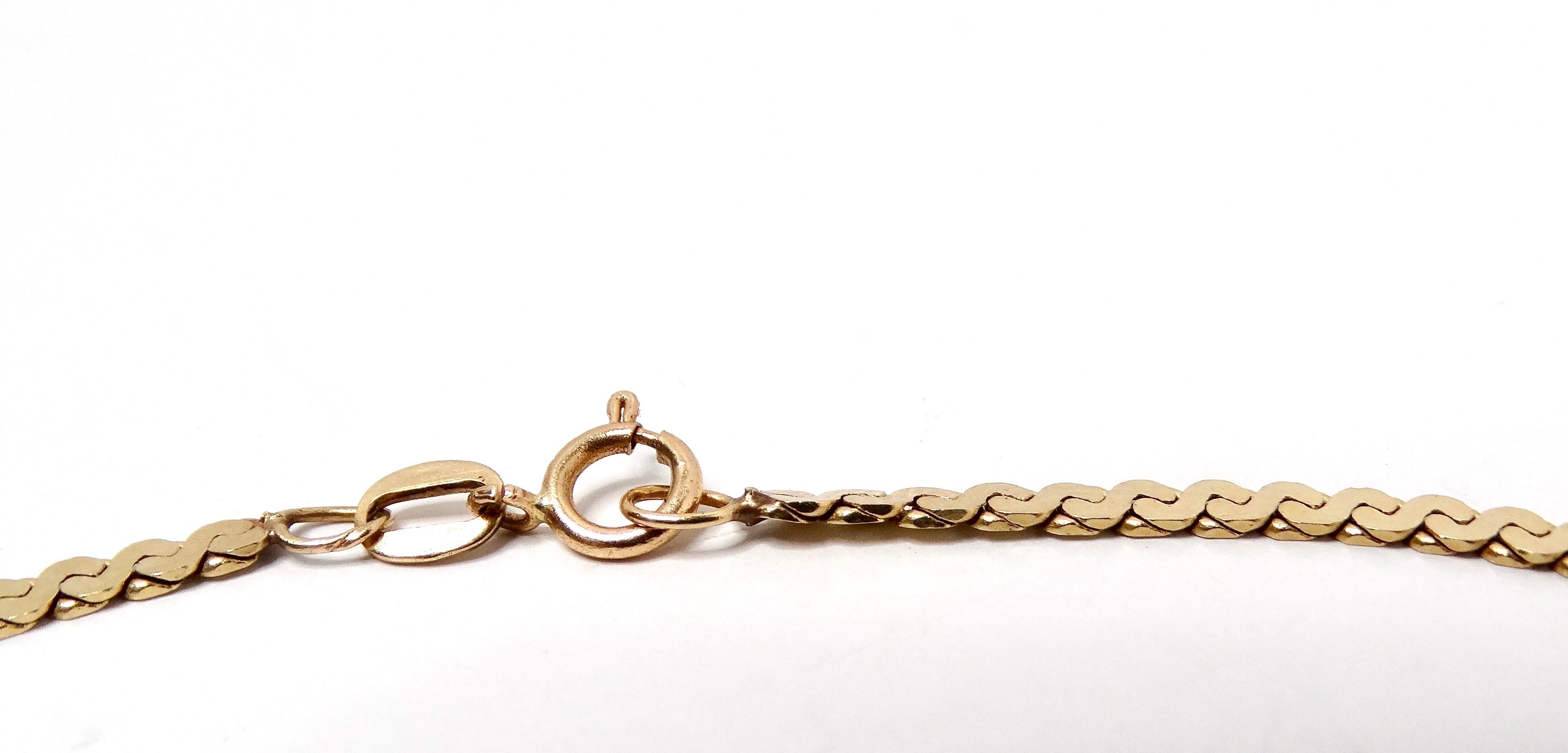 Donna Collana con ciondolo a croce con catena a S in oro 14k, circa anni '90 in vendita